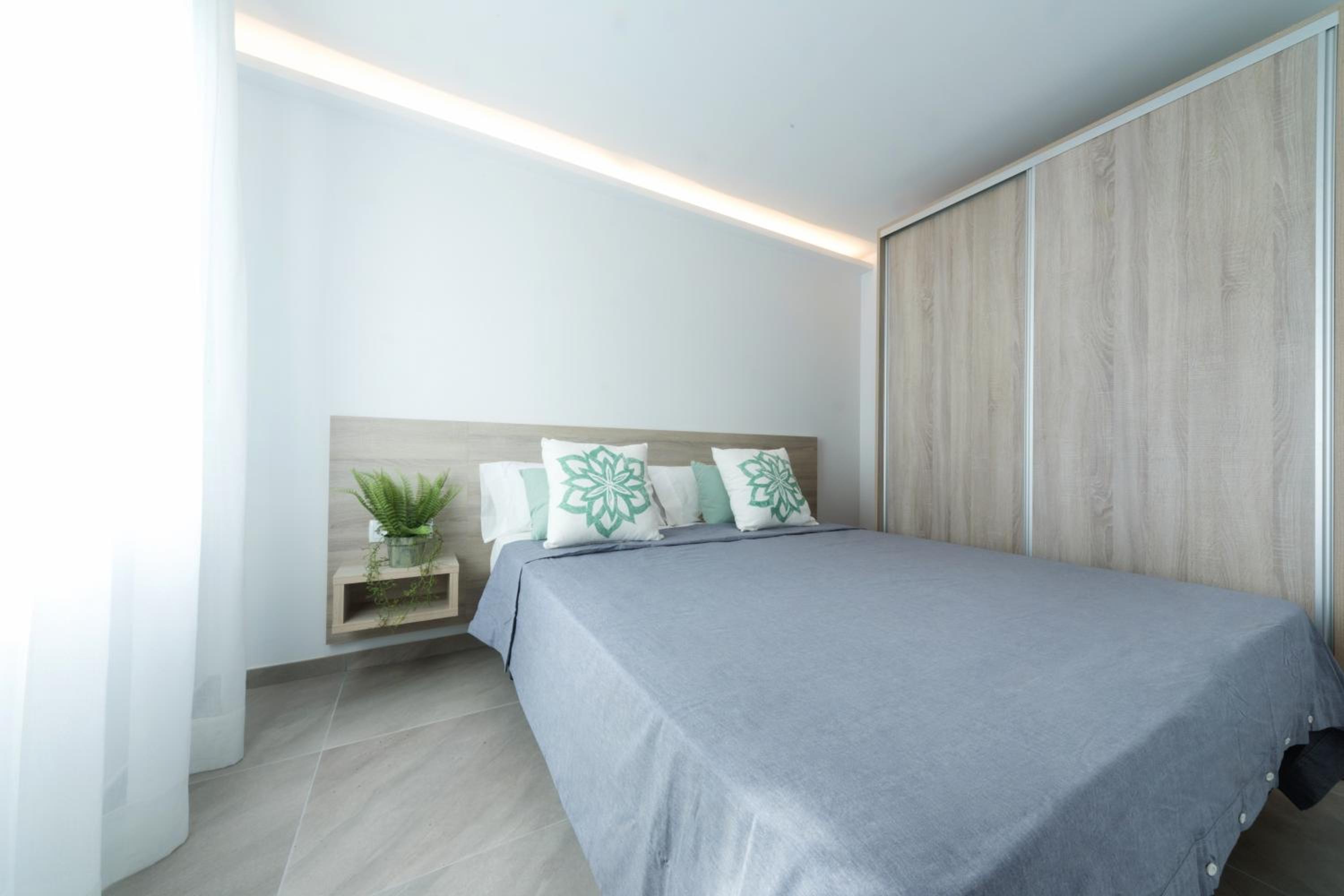 Penthouse Apartment photo 2