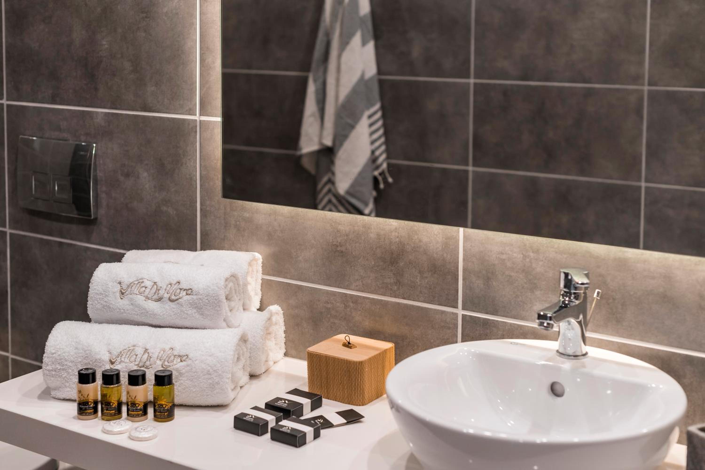 Sea Front Premier Suite with Jetted Pool