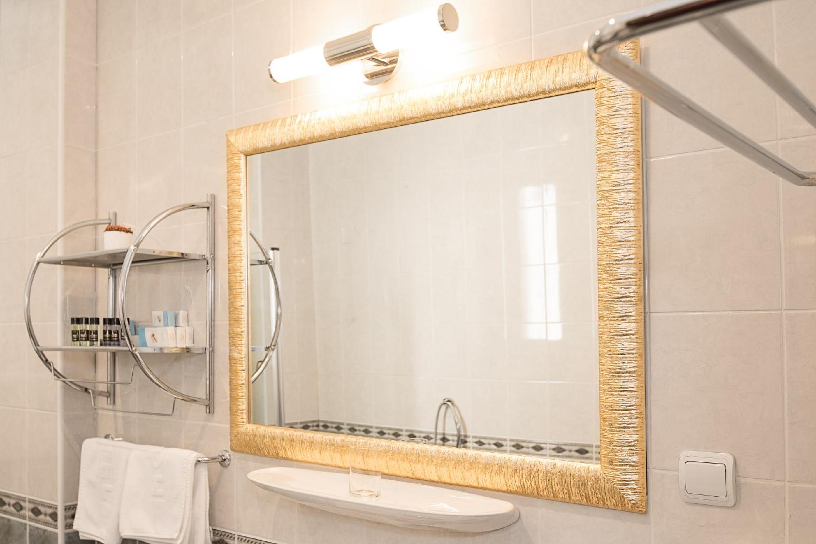 Triple Room - Photo 2