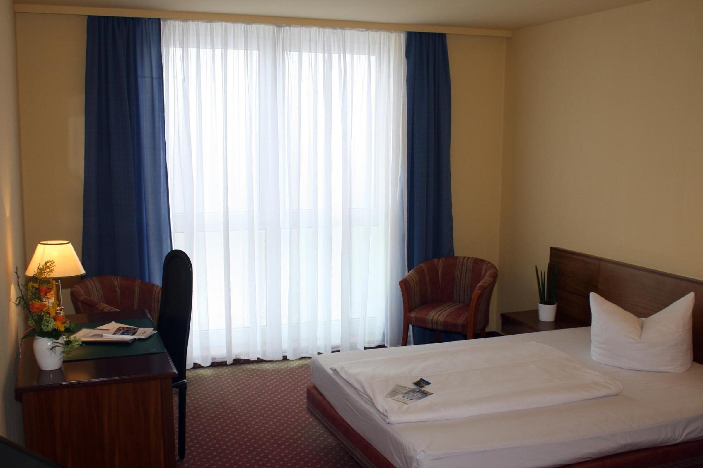 Deluxe Single Room photo 3