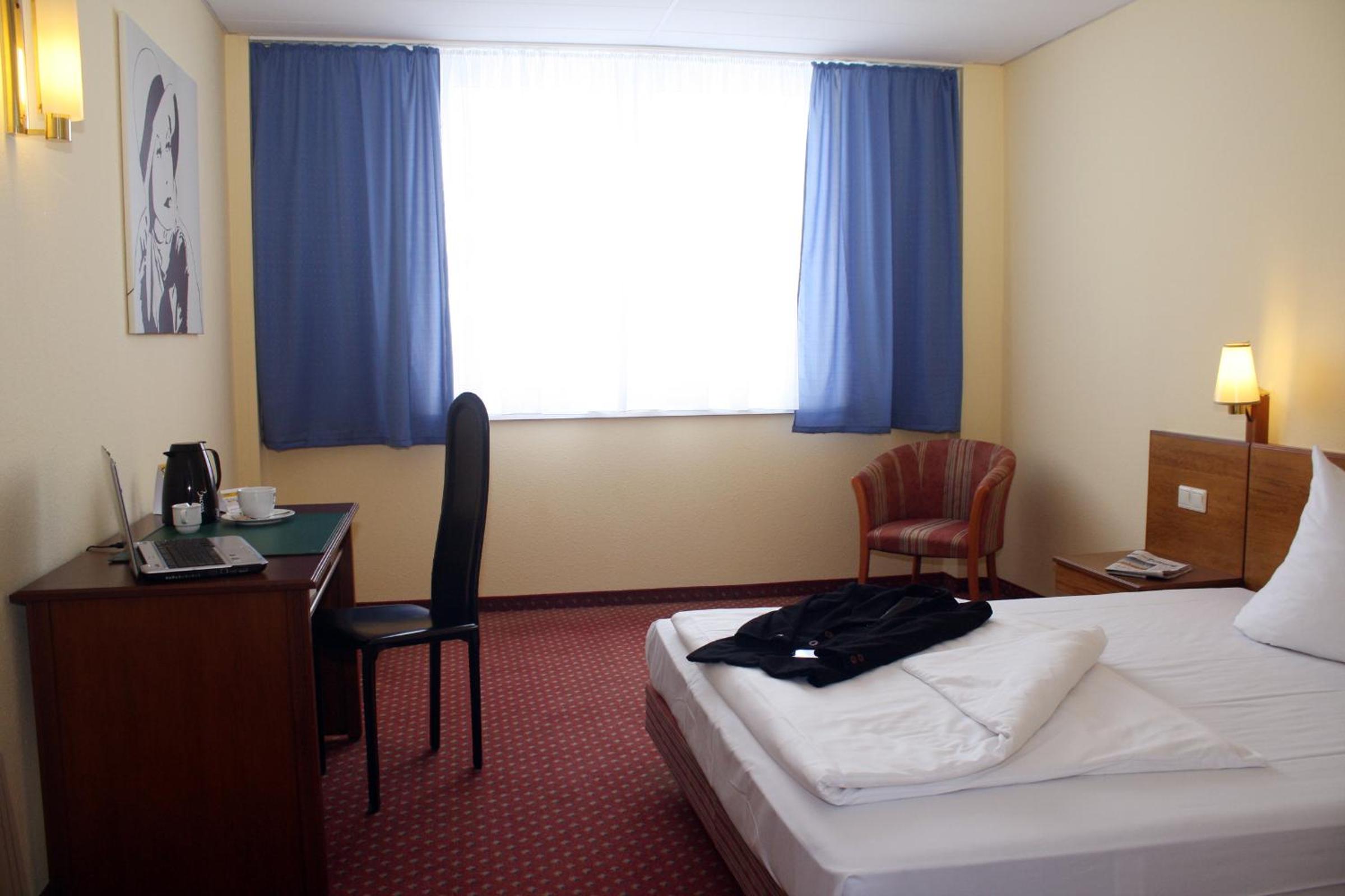 Standard Single Room photo 3