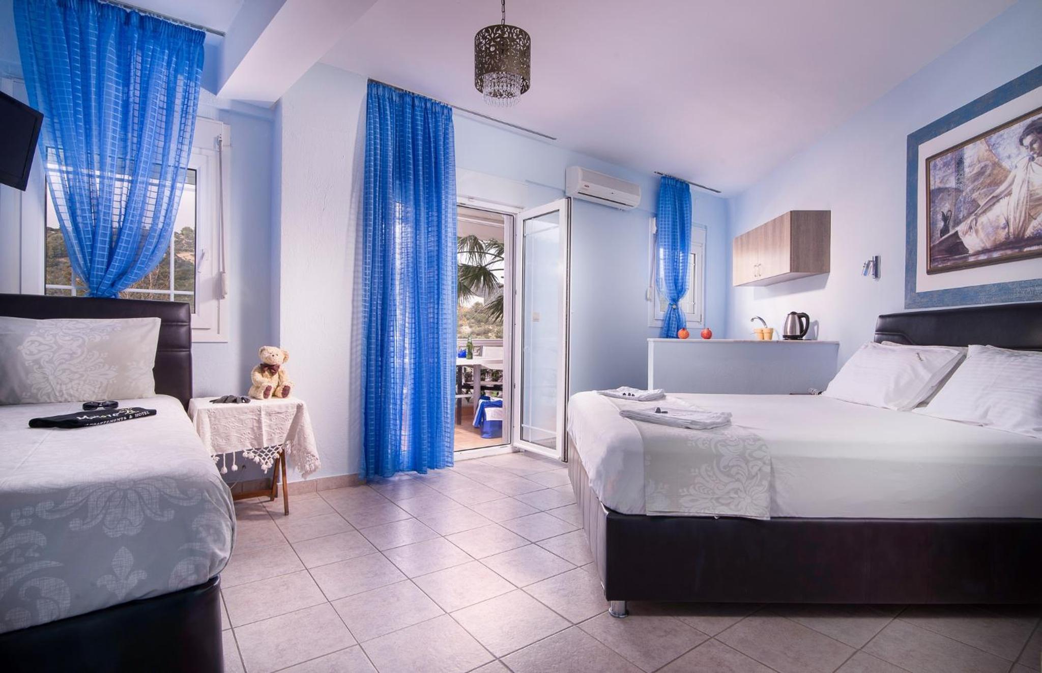 Triple Room with Garden View photo 1