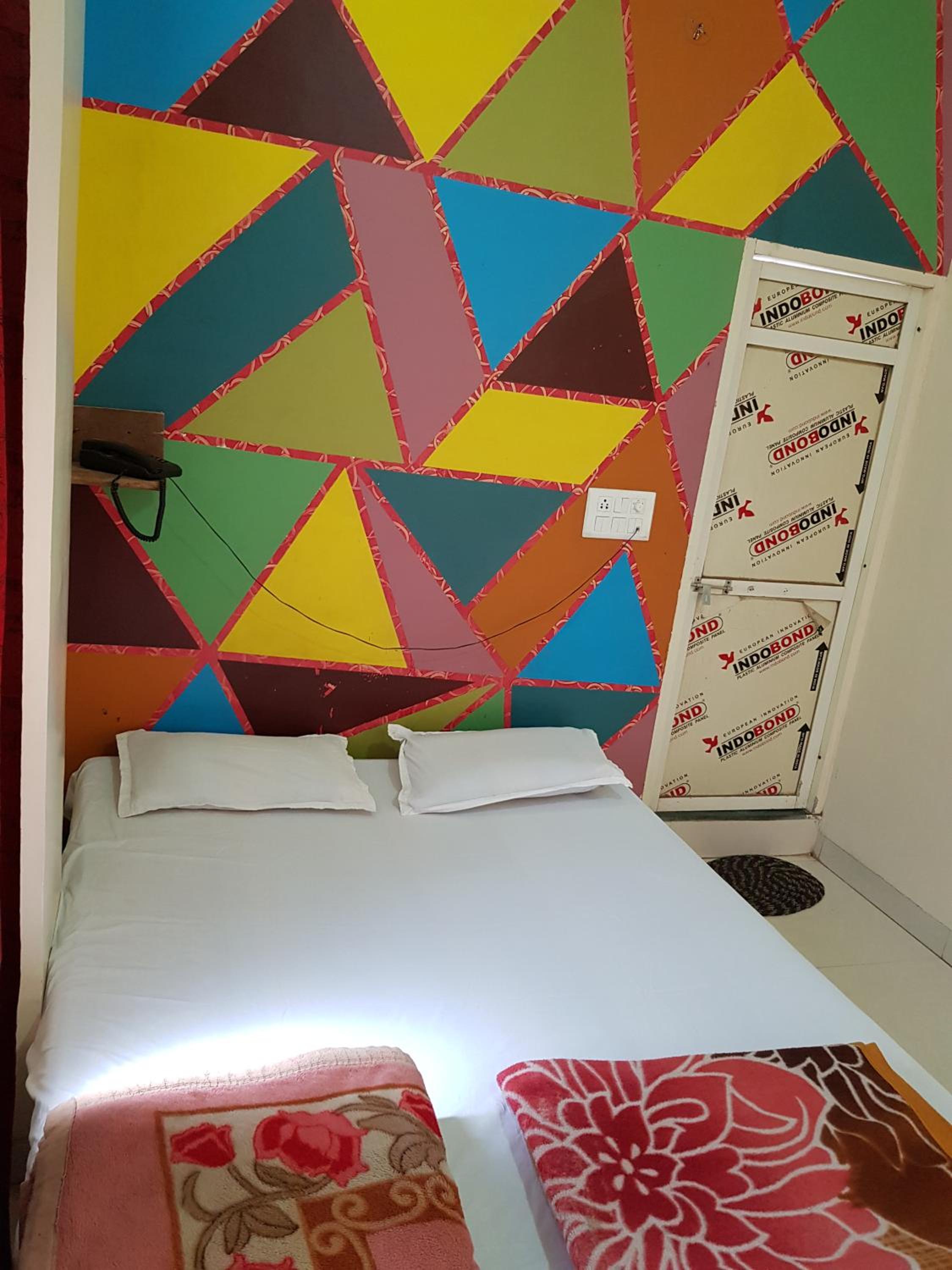 Budget Double Room - Photo 1