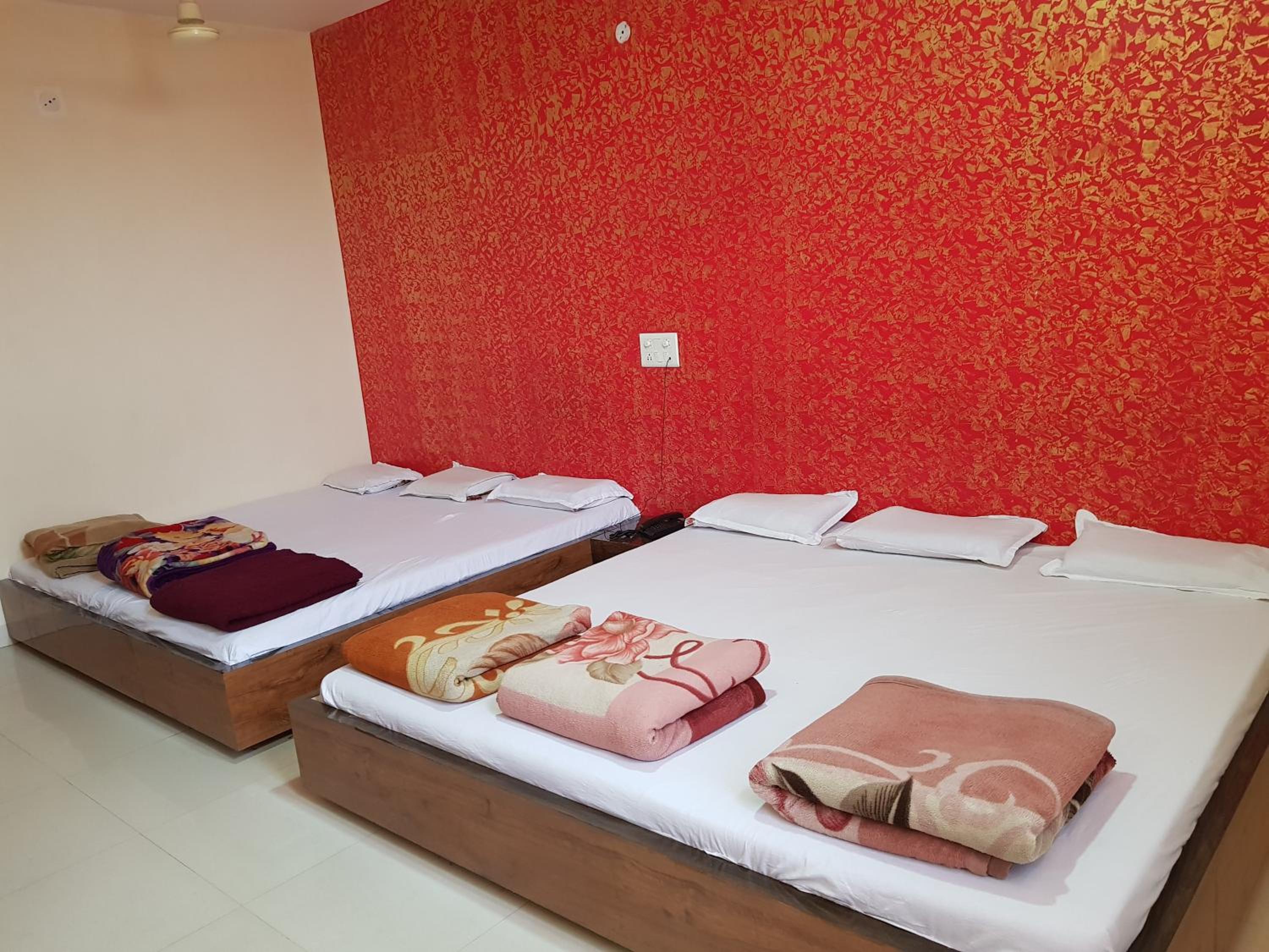 Basic Triple Room - Photo 1