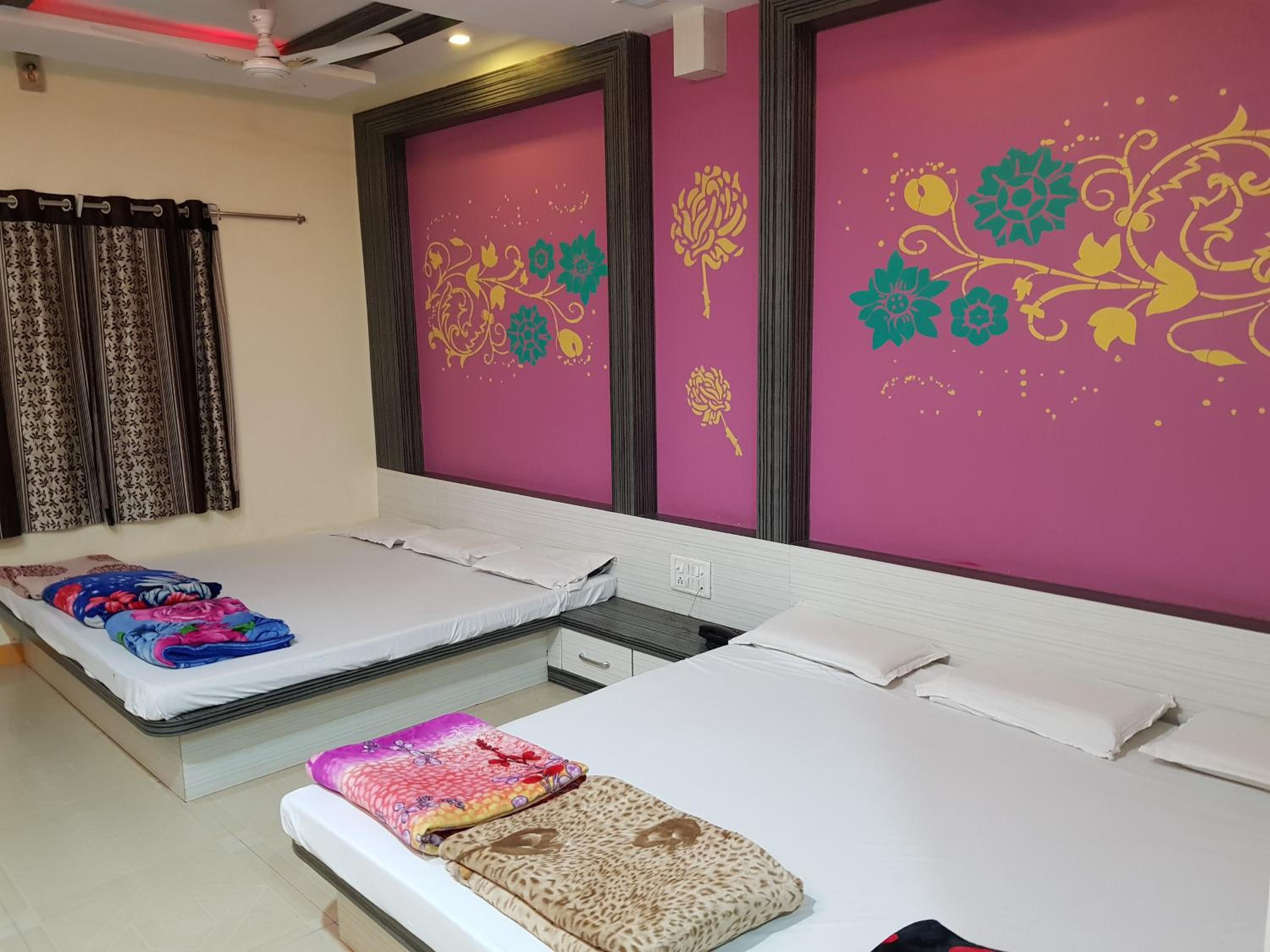 Basic Triple Room - Photo 2
