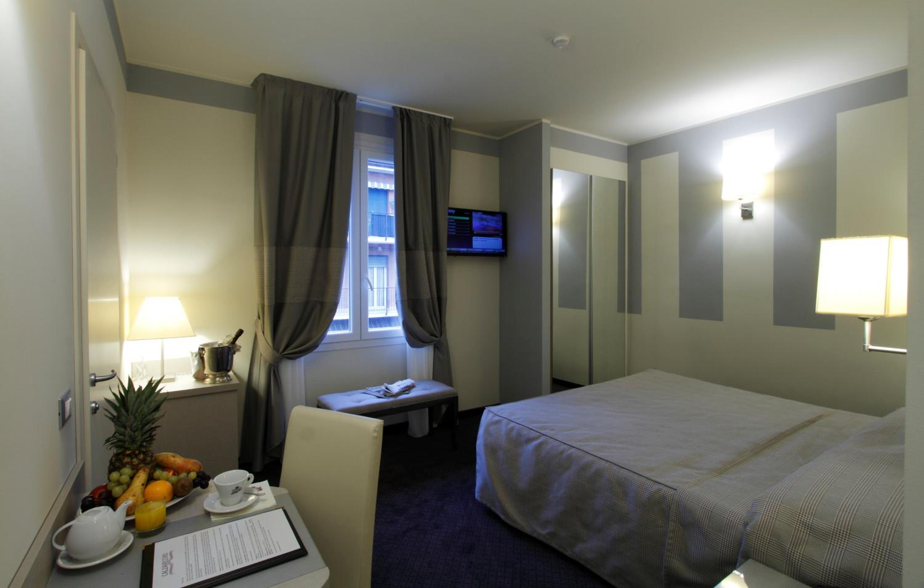 Room - Check In from 8 PM photo 2