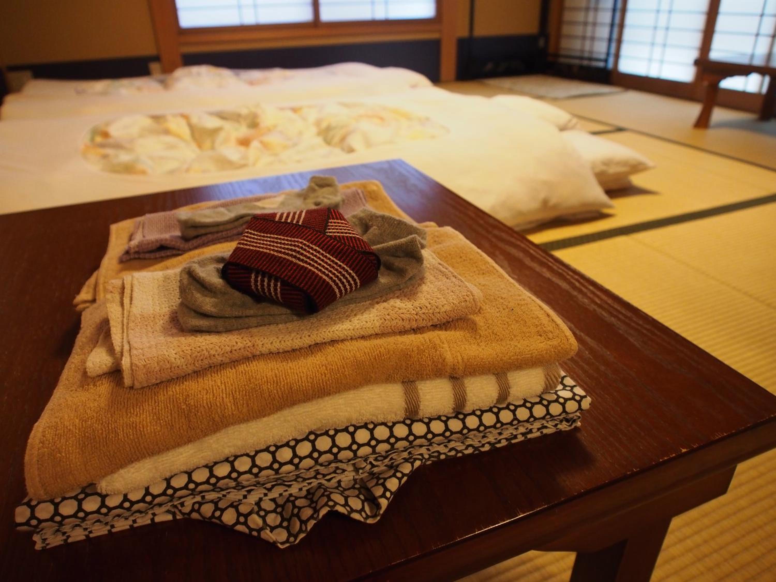 Japanese-Style Deluxe Room with Shared Bathroom photo 3