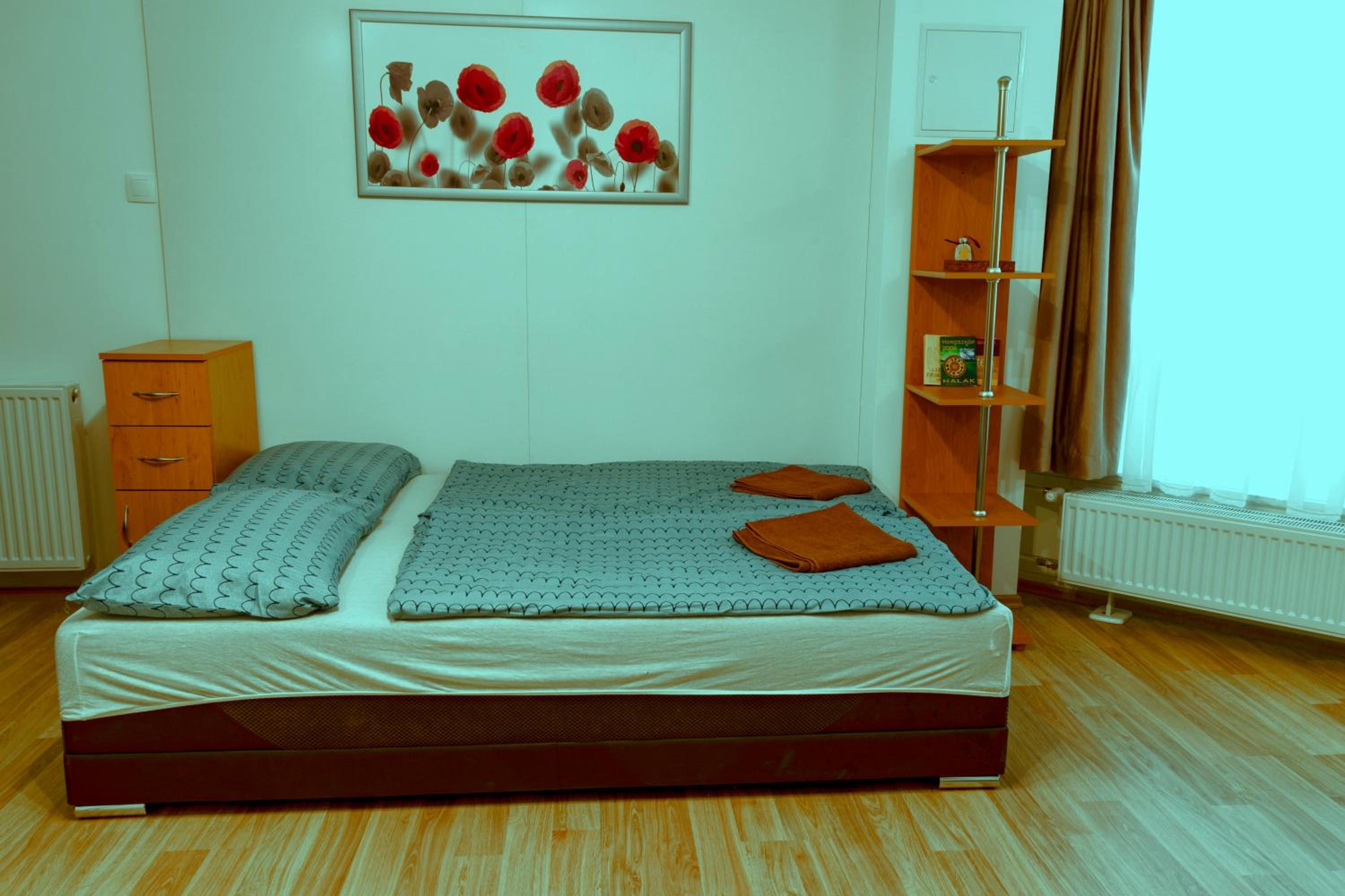 Apartment photo 1