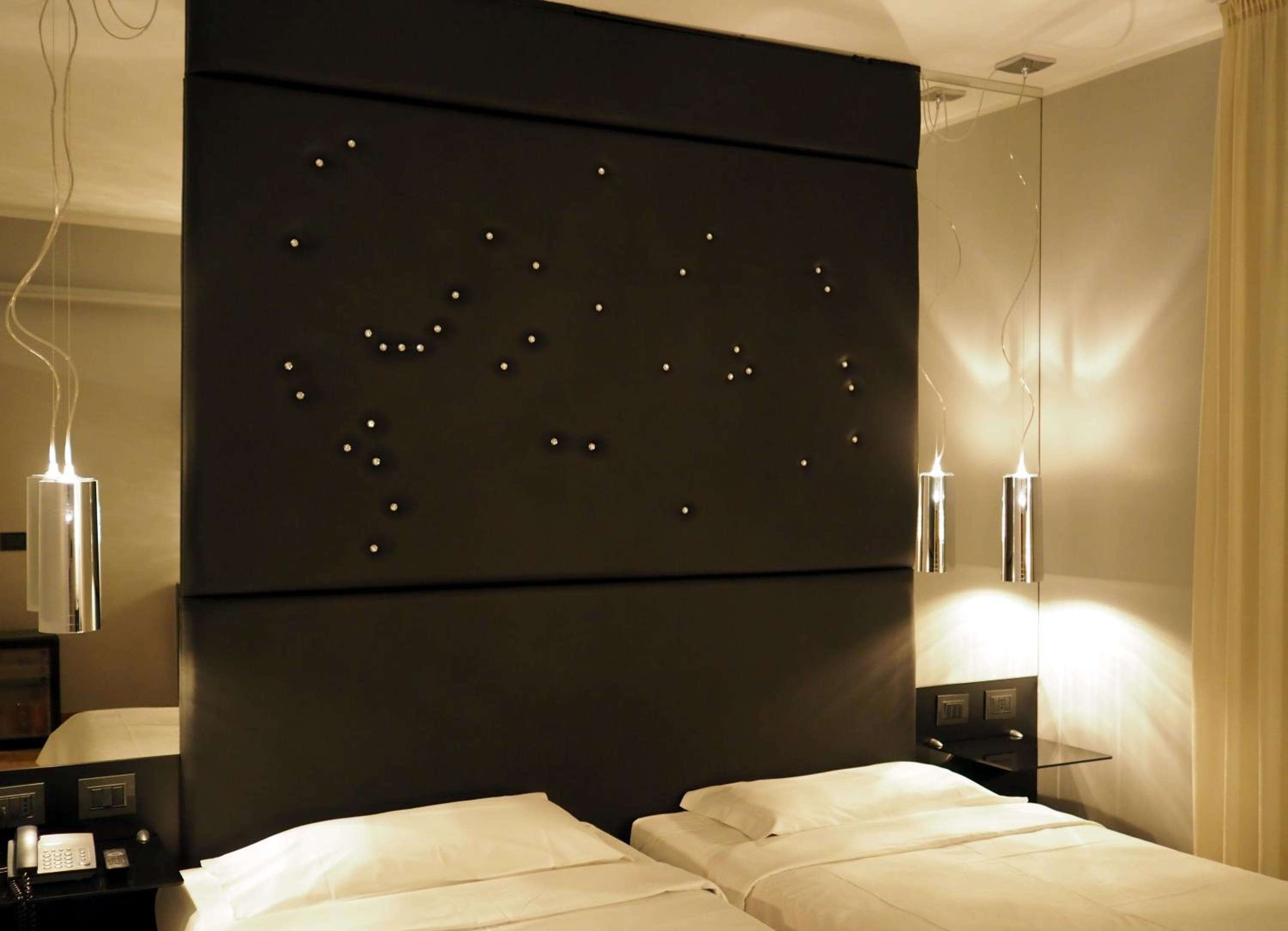 Classic Twin/Double Room with Balcony