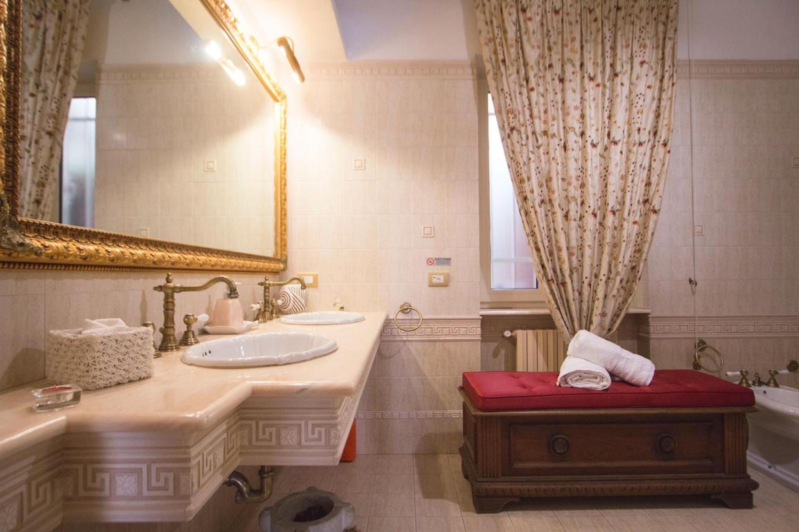 Junior Suite With Balcony photo 3