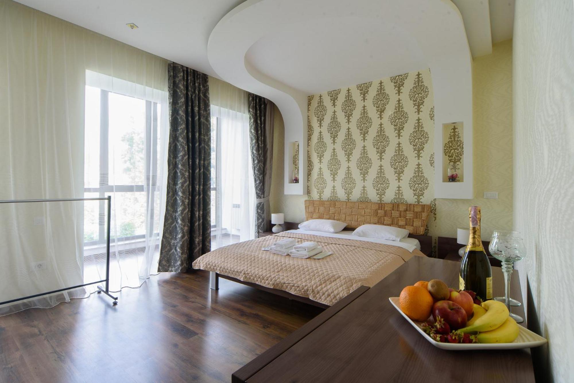 Junior Suite with Garden View