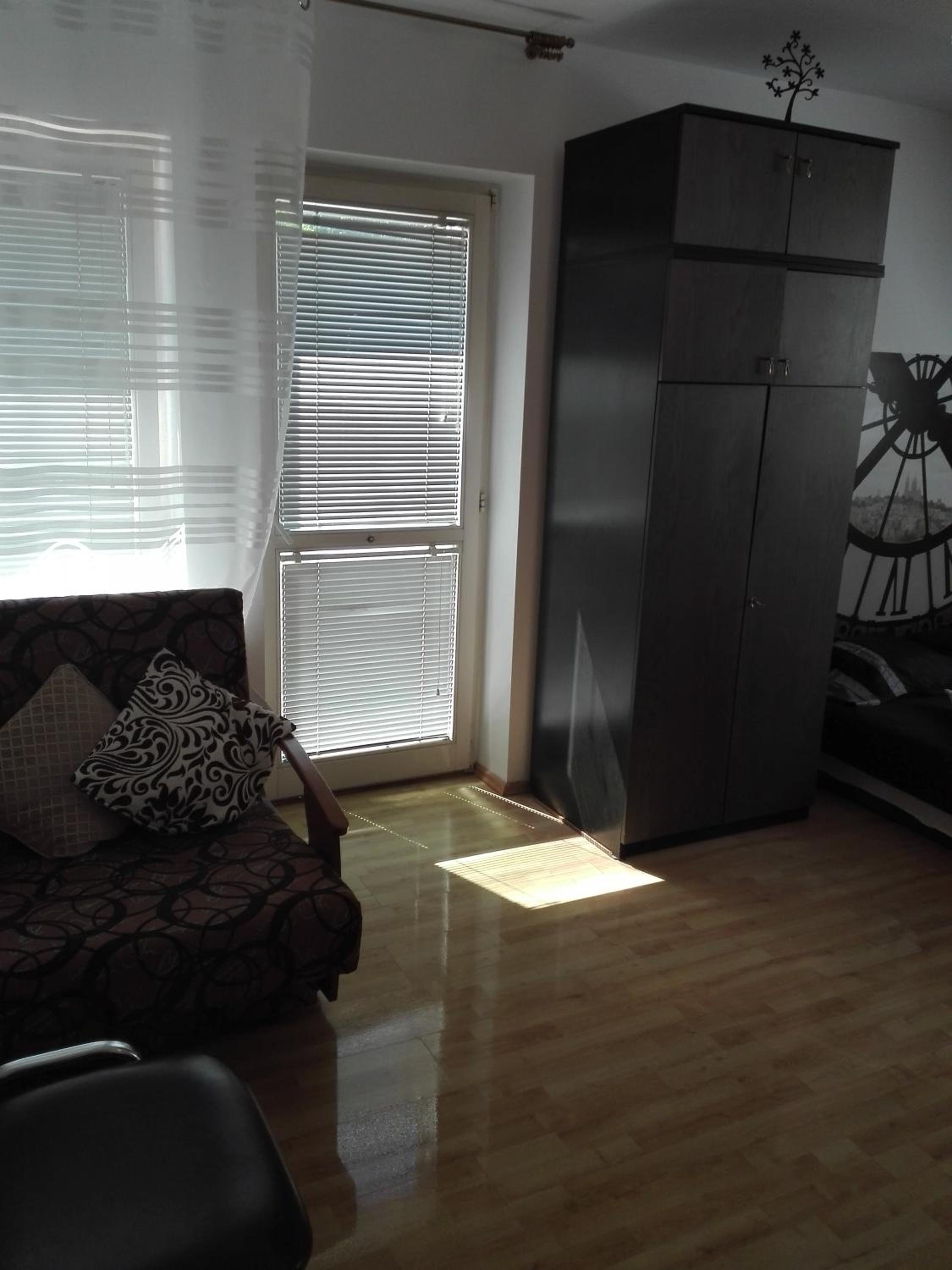 Double Room with Balcony (3 Adults) - Photo 9