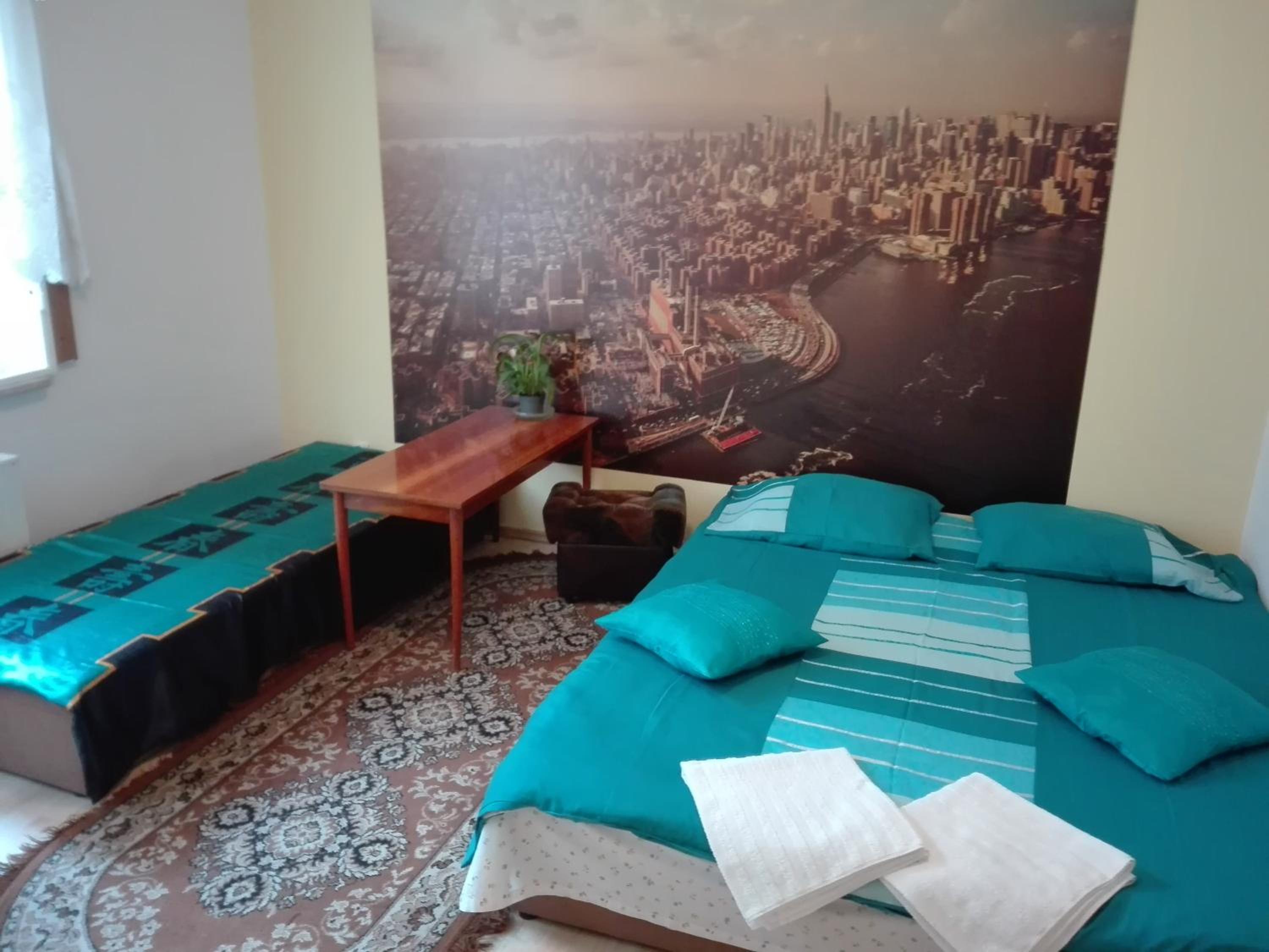 Queen Room with Two Queen Beds - Photo 10