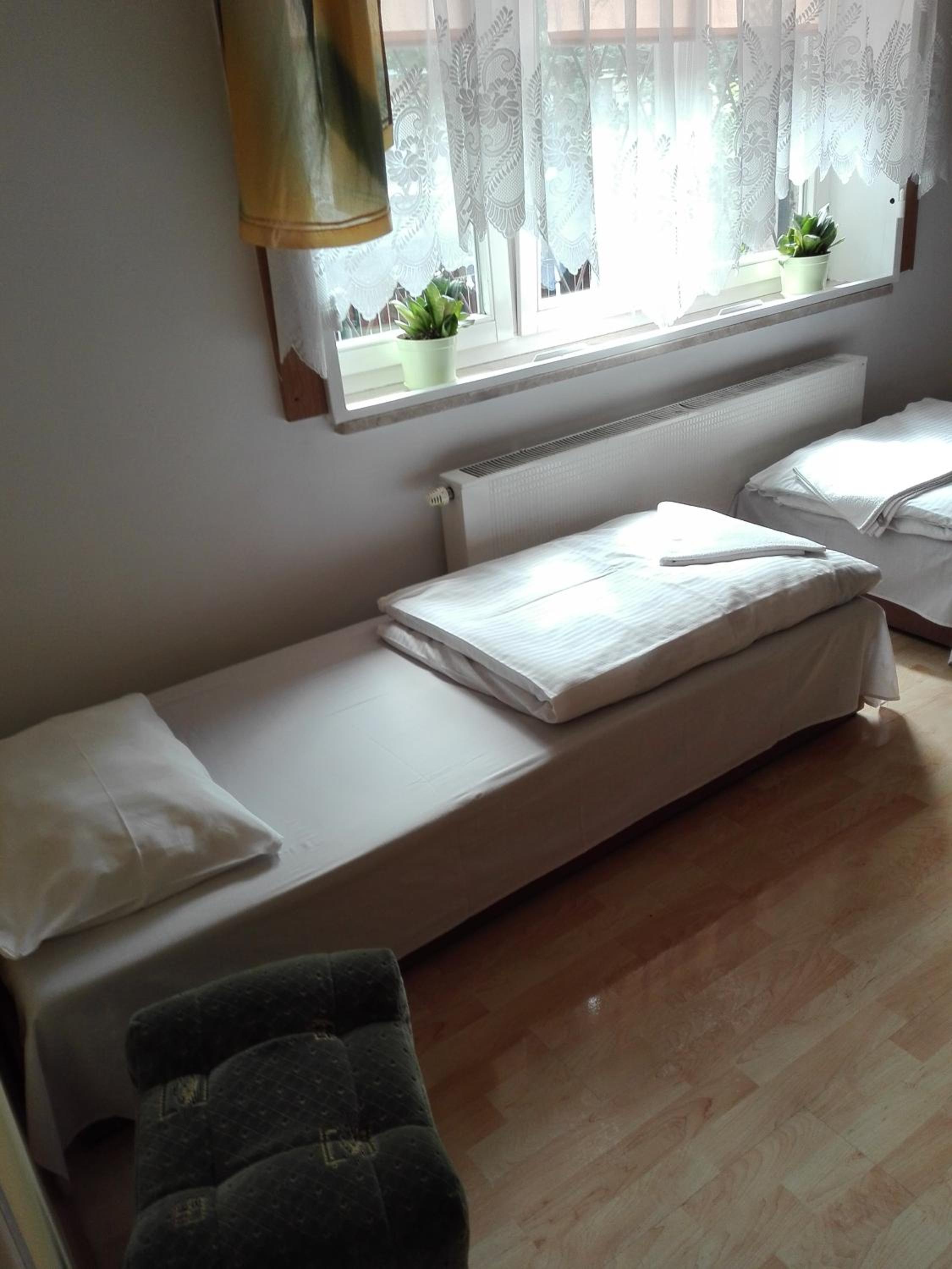 Queen Room with Two Queen Beds - Photo 1