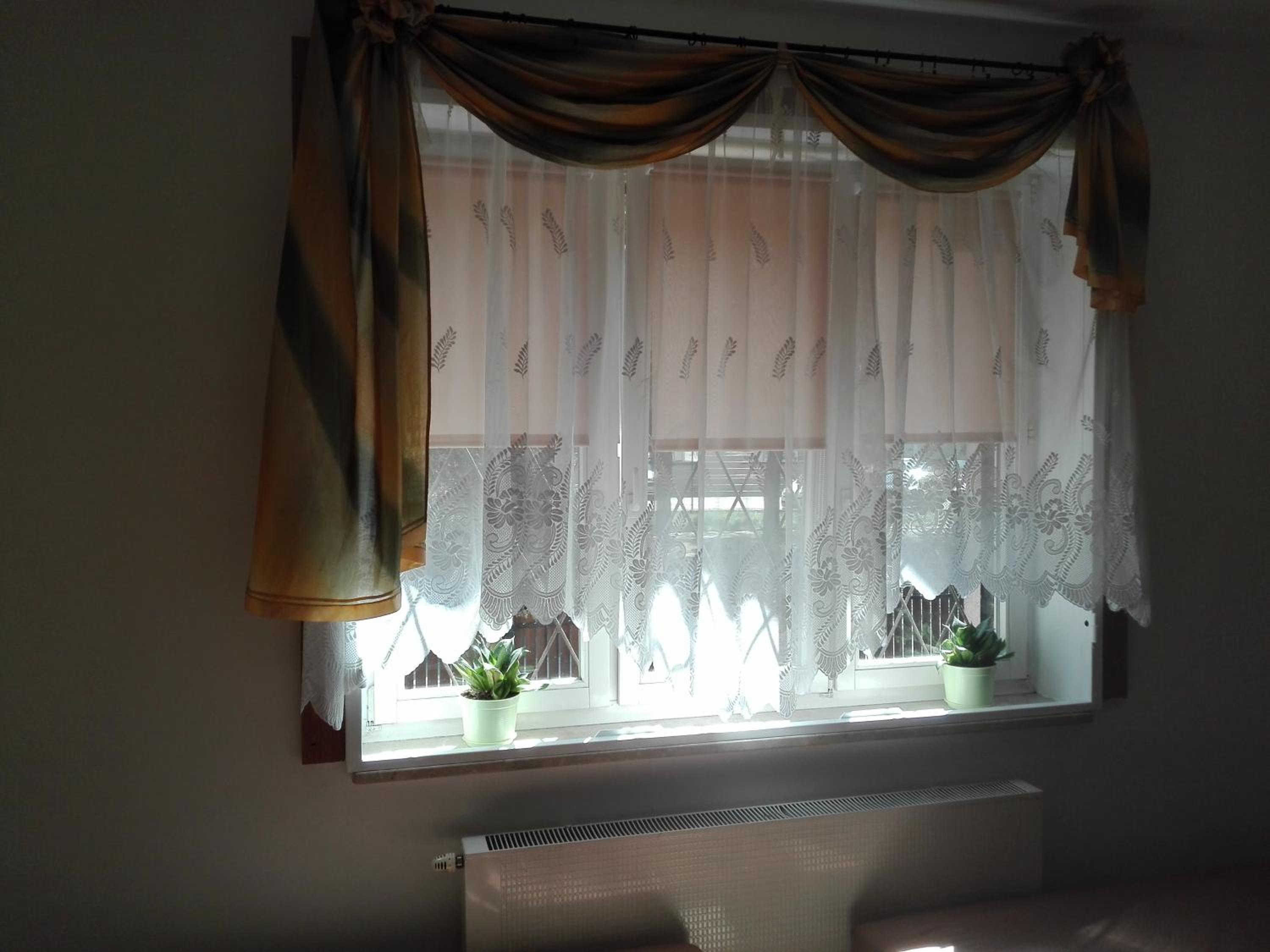 Queen Room with Two Queen Beds - Photo 20