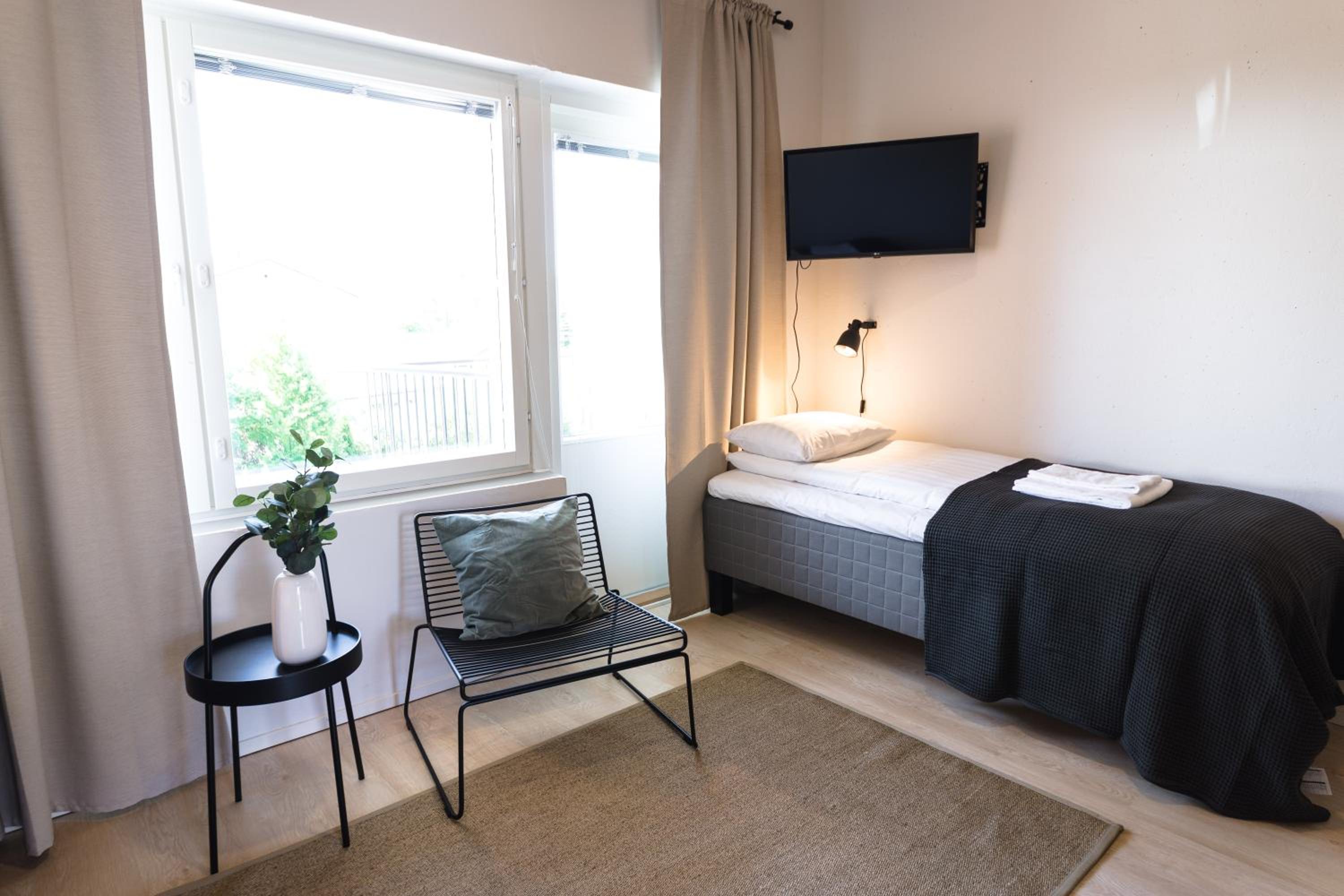 Studio Apartment photo 2