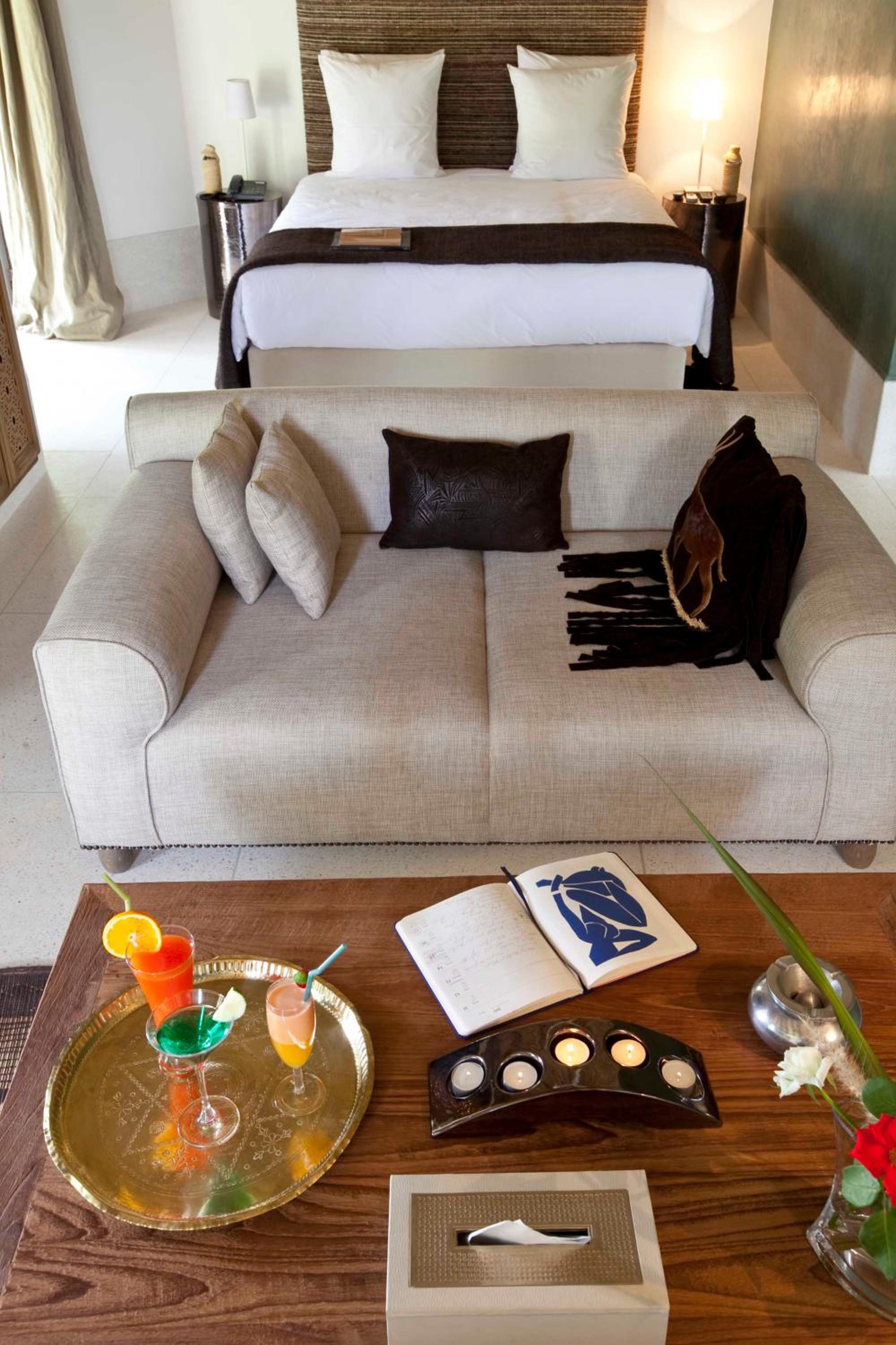Suite - Photo 5