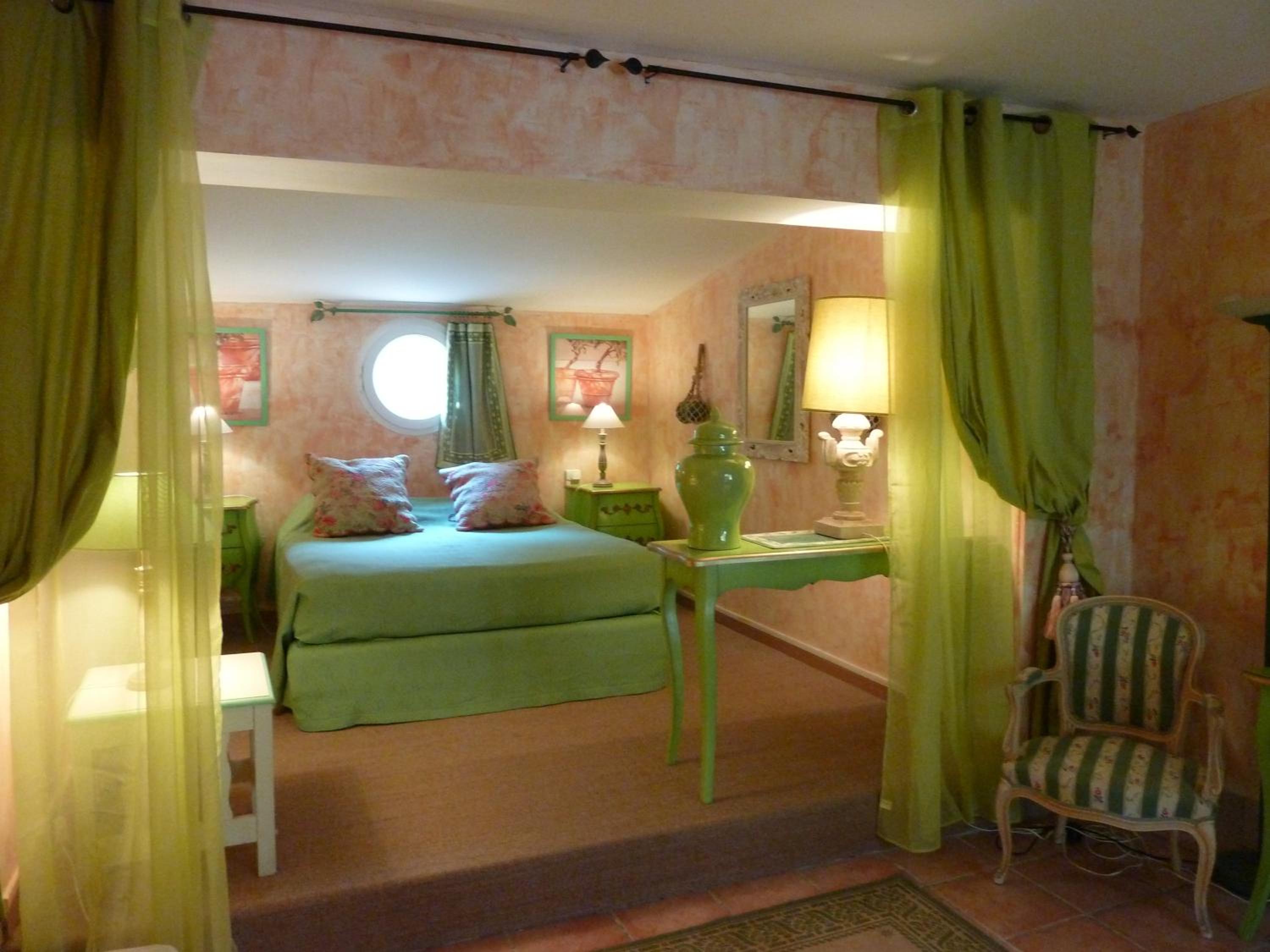 Superior Triple Room - Photo 2