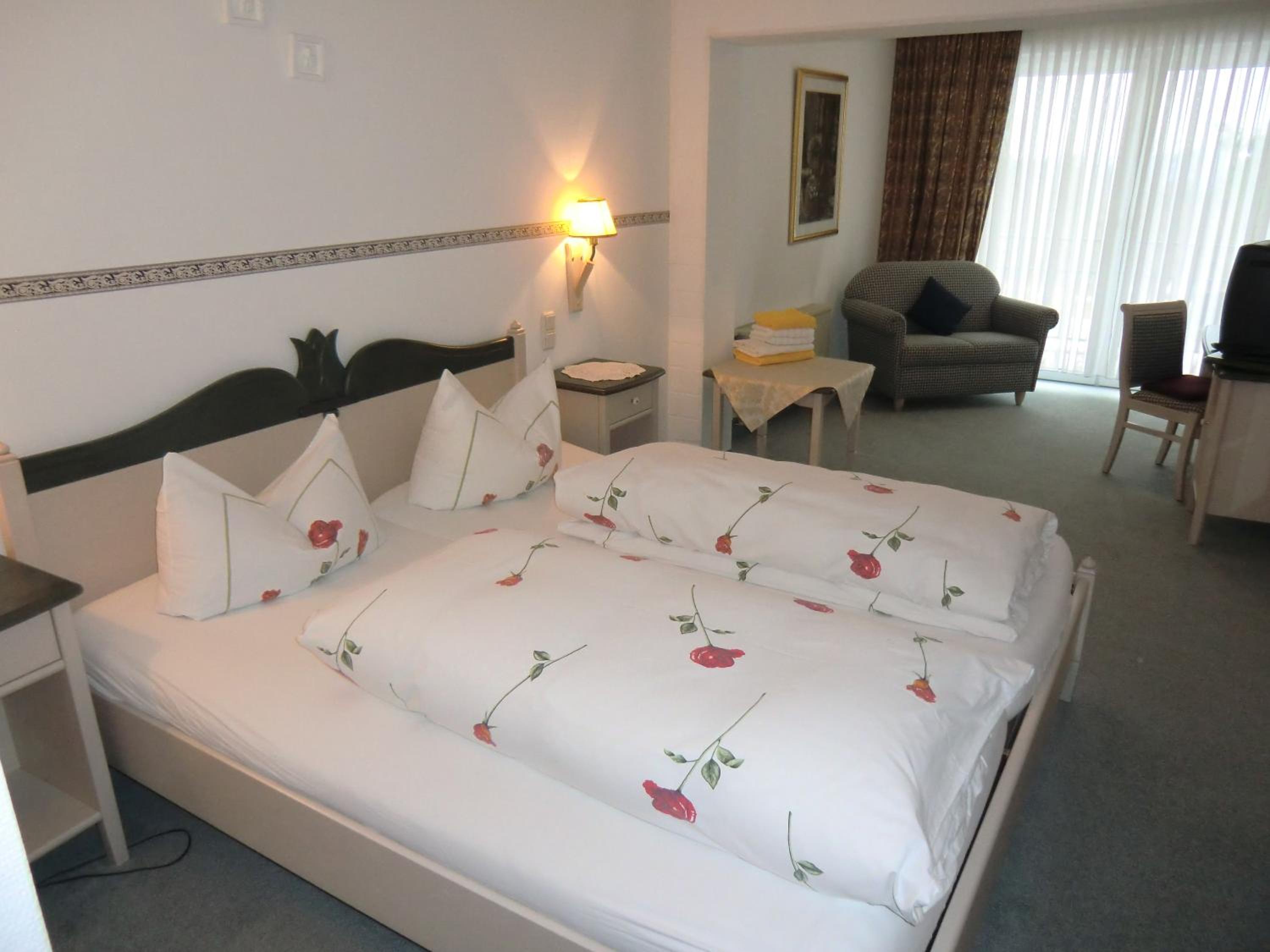 Double Room - Photo 3