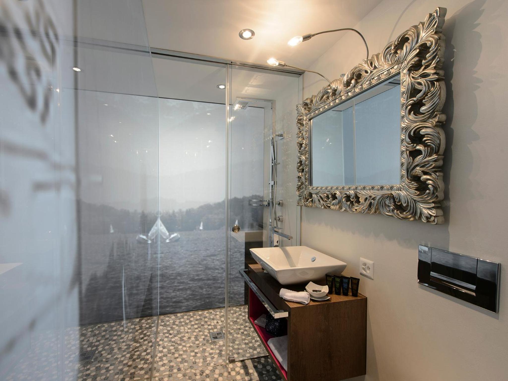 Duplex Suite - Photo 8