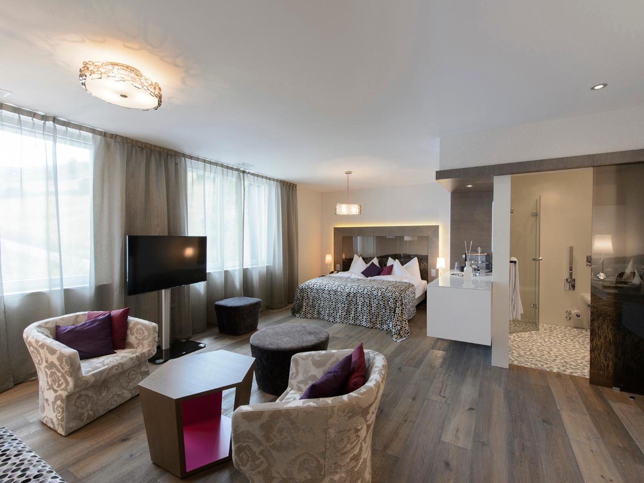 Deluxe Room - Photo 2