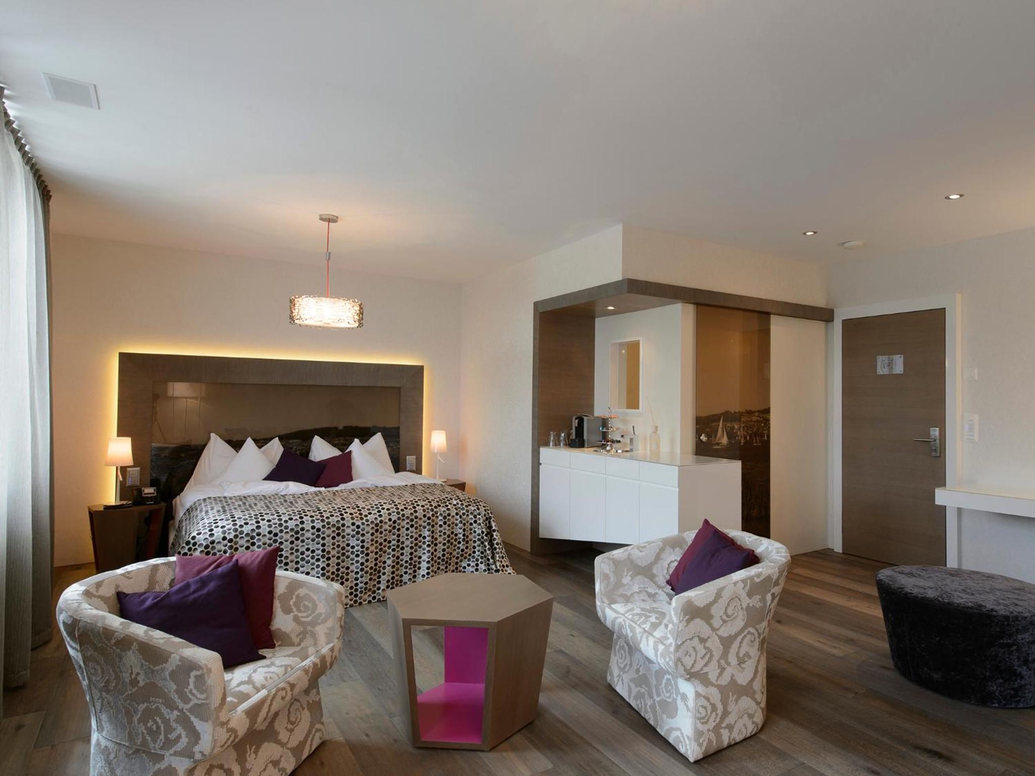Deluxe Room - Photo 4