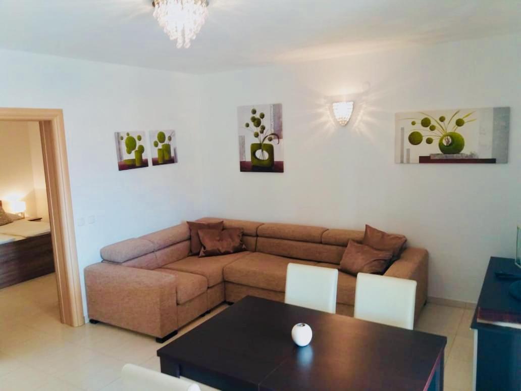 Apartment with Sea View photo 1