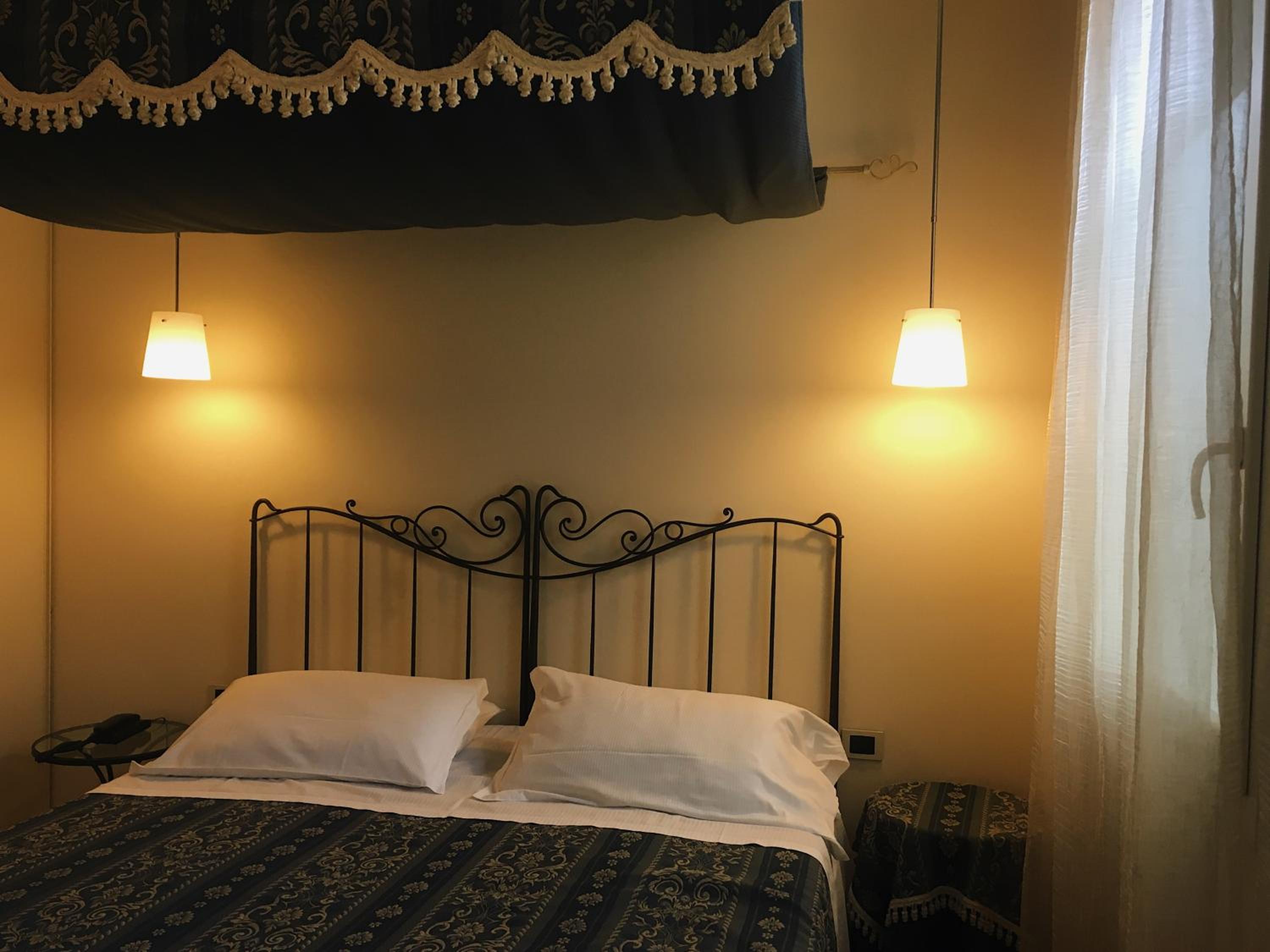 Superior Double or Twin Room photo 2