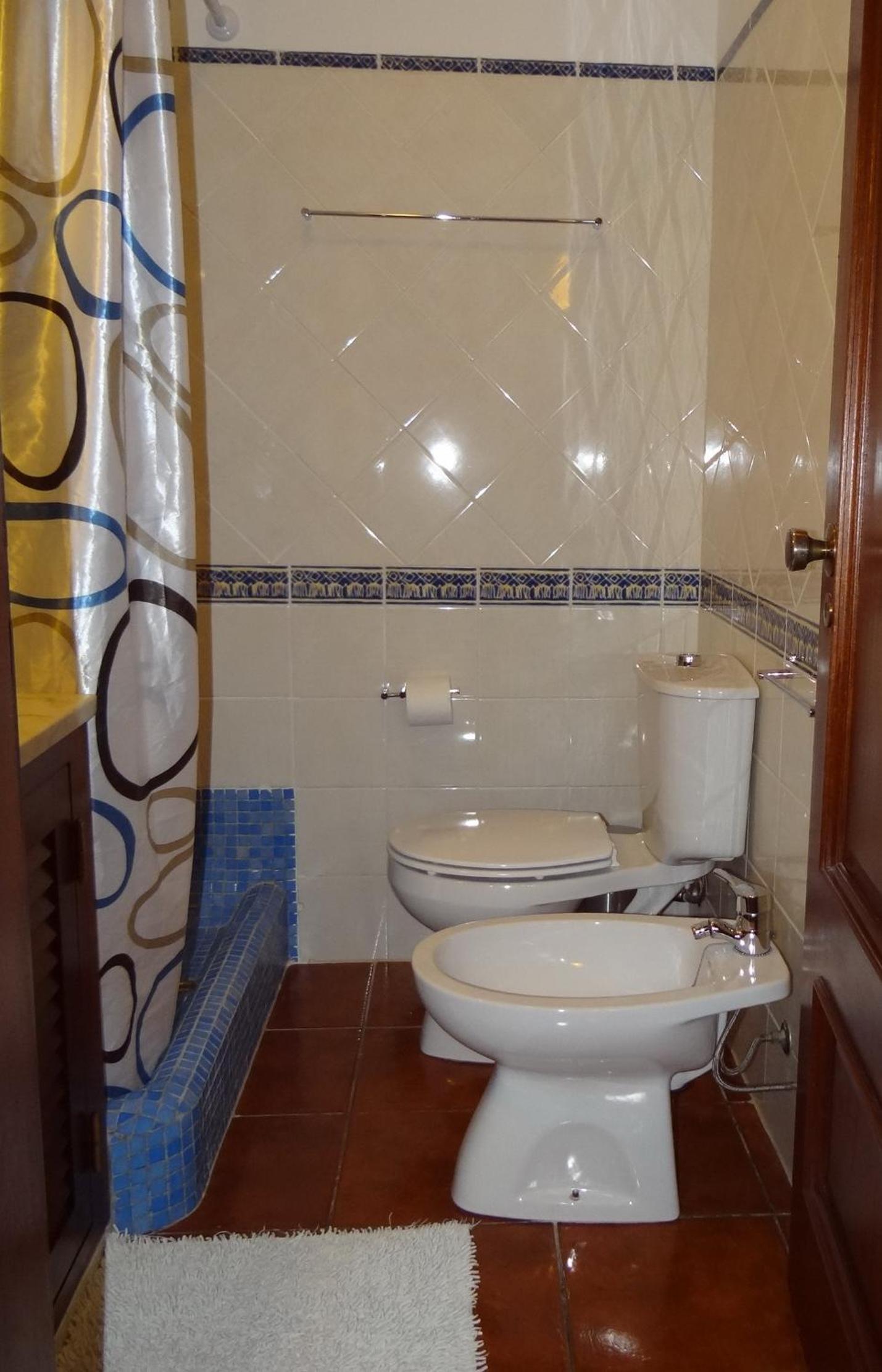 Double Room - Photo 8