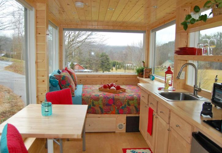 Sweet Retreat - Tiny Home photo 1