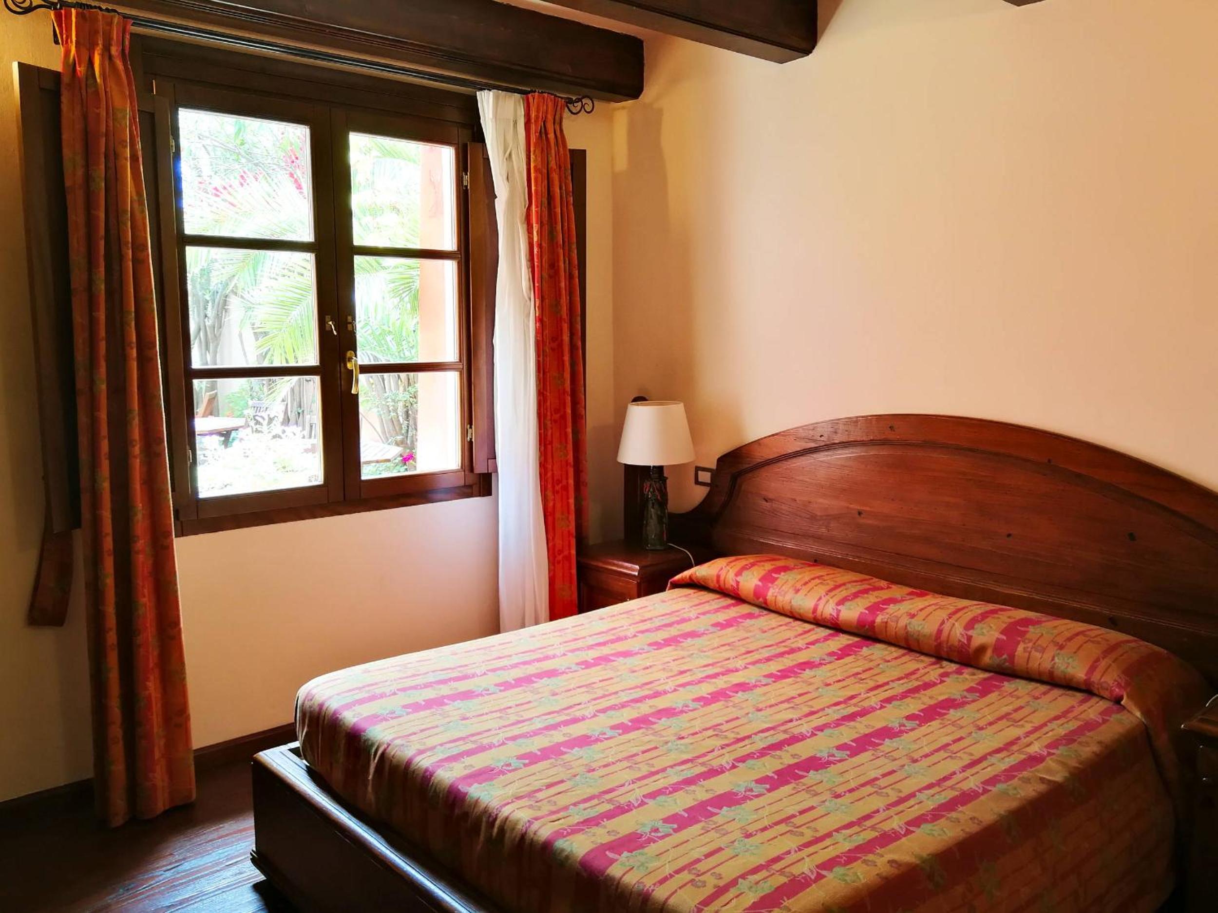 Double or Twin Room - Photo 7