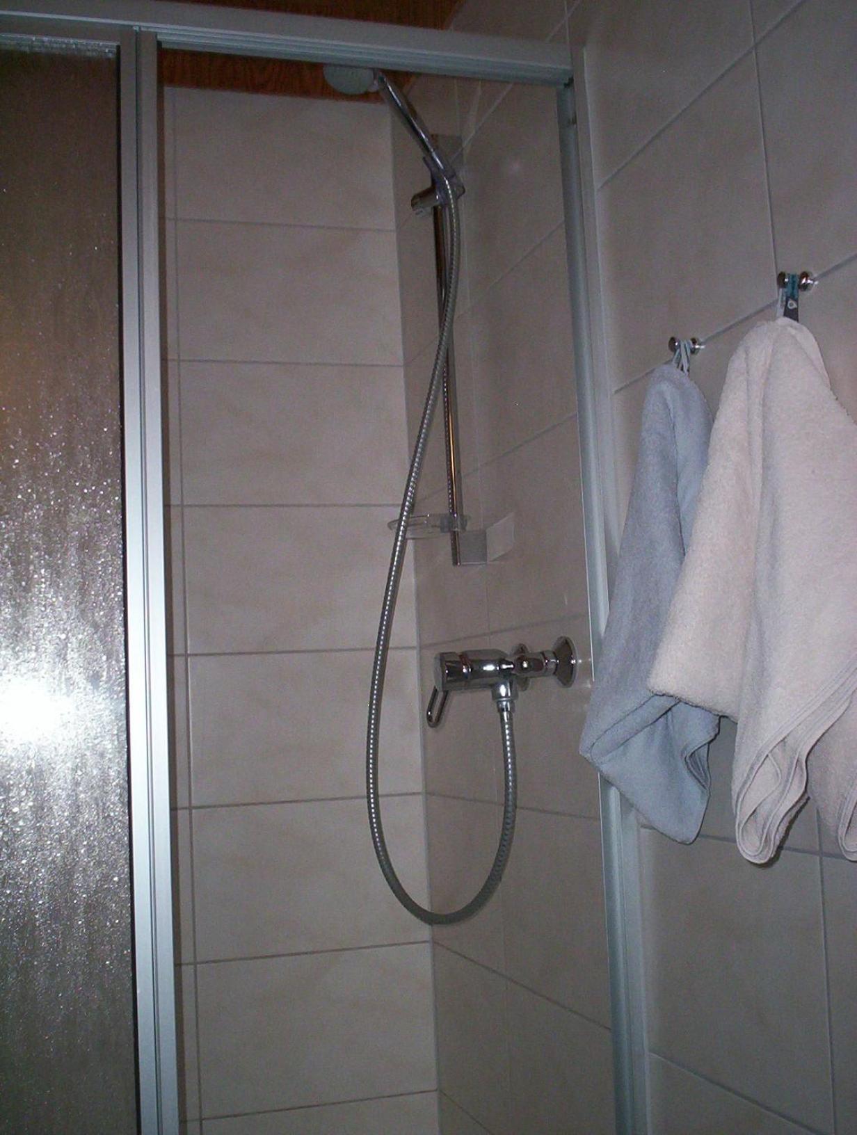 Standard Double Room - Photo 6