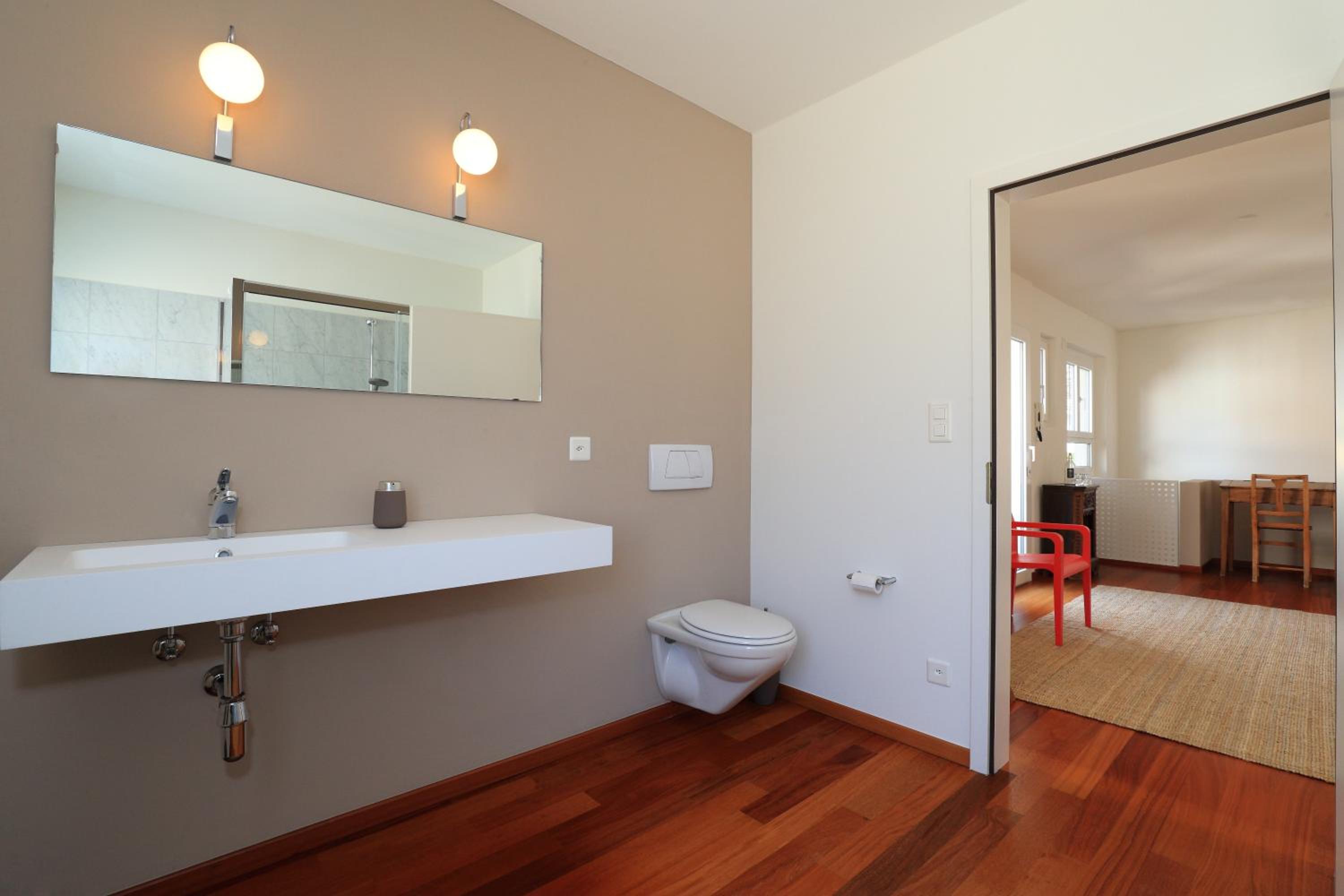 Double Room with Shared Bathroom photo 3