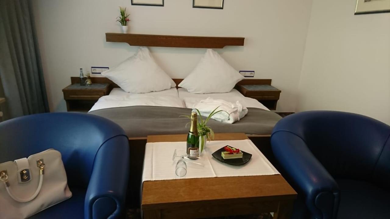 Double Room with Balcony photo 3