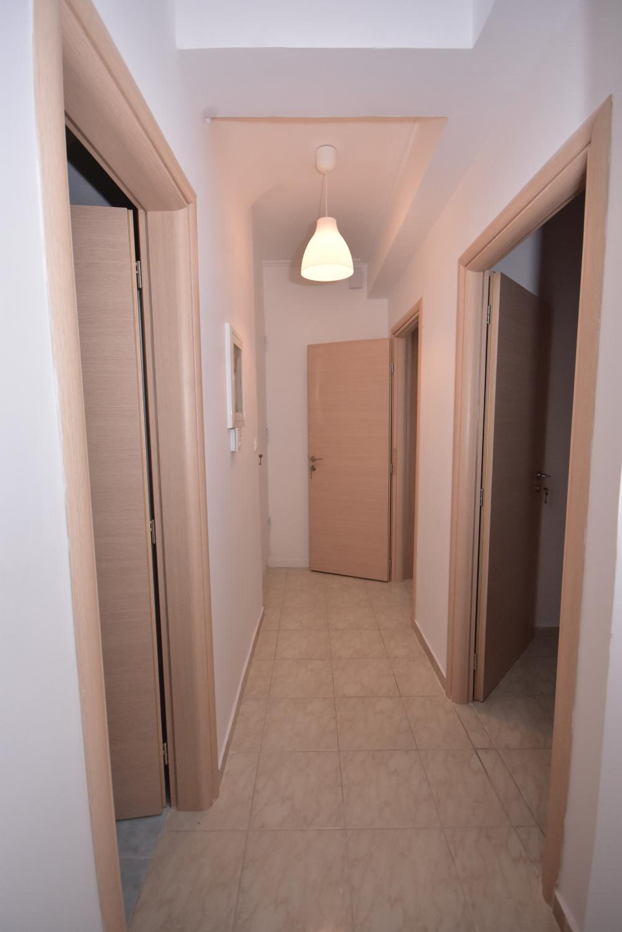 Apartment - Photo 5