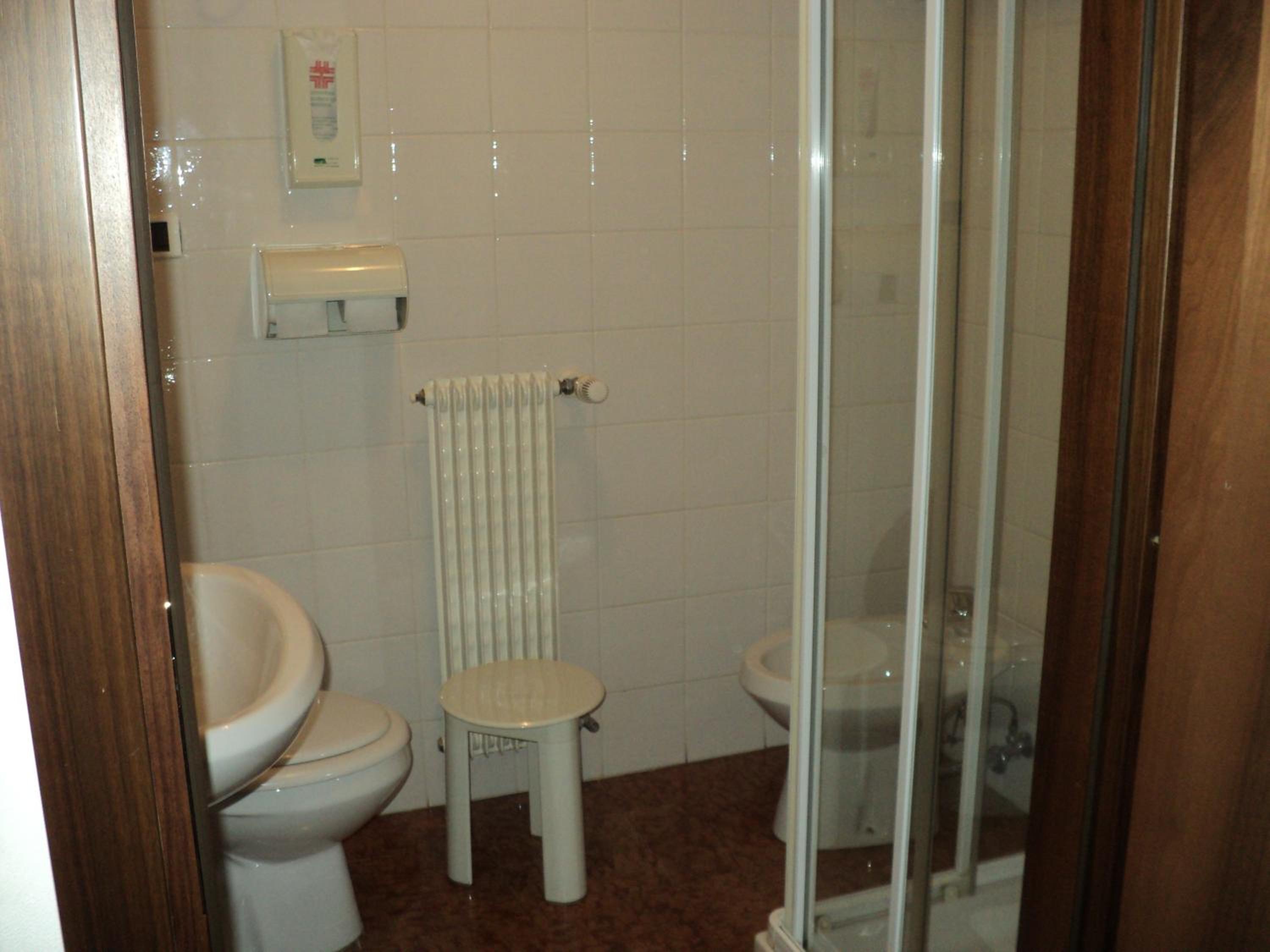 Family Room photo 3