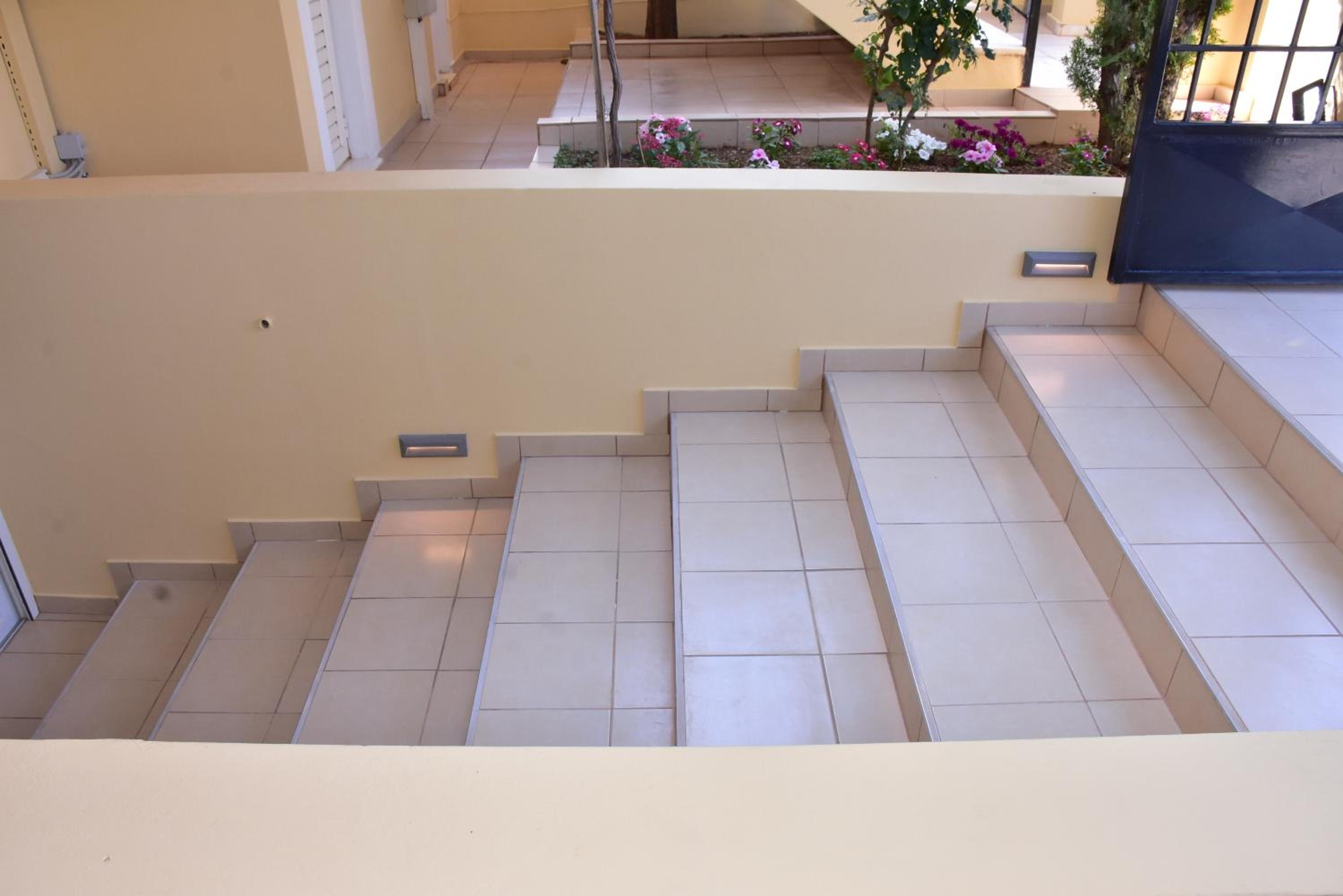 Apartment - Photo 18