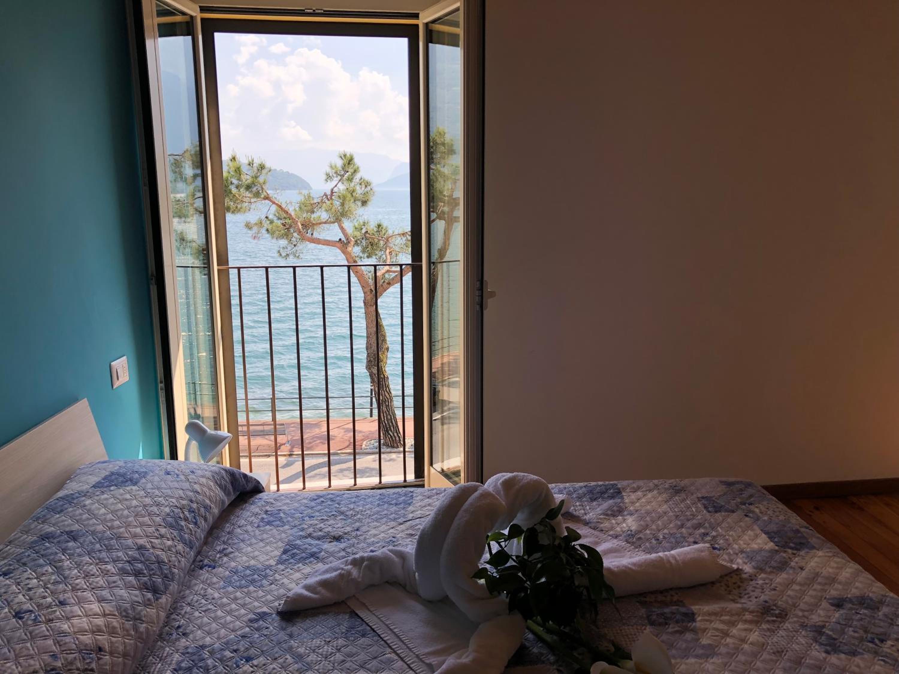 King Room with Lake View