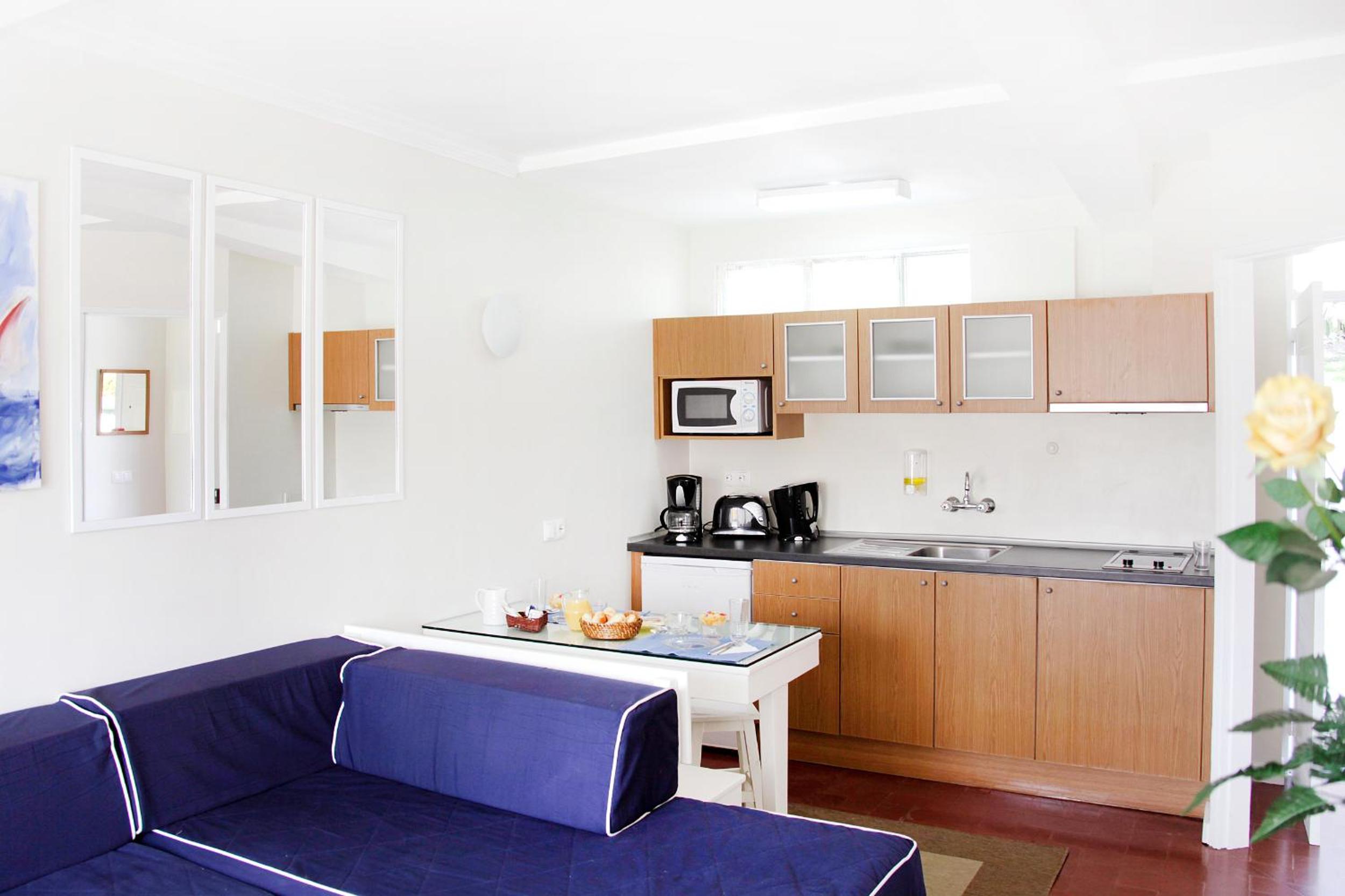 One-Bedroom Apartment with Sea View photo 2
