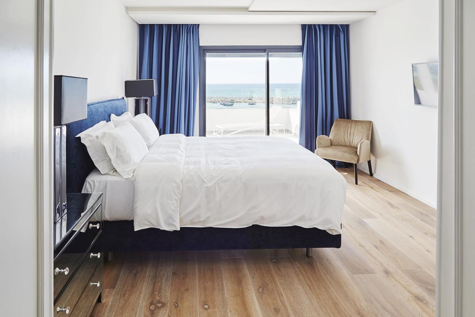 Penthouse Apartment photo 2