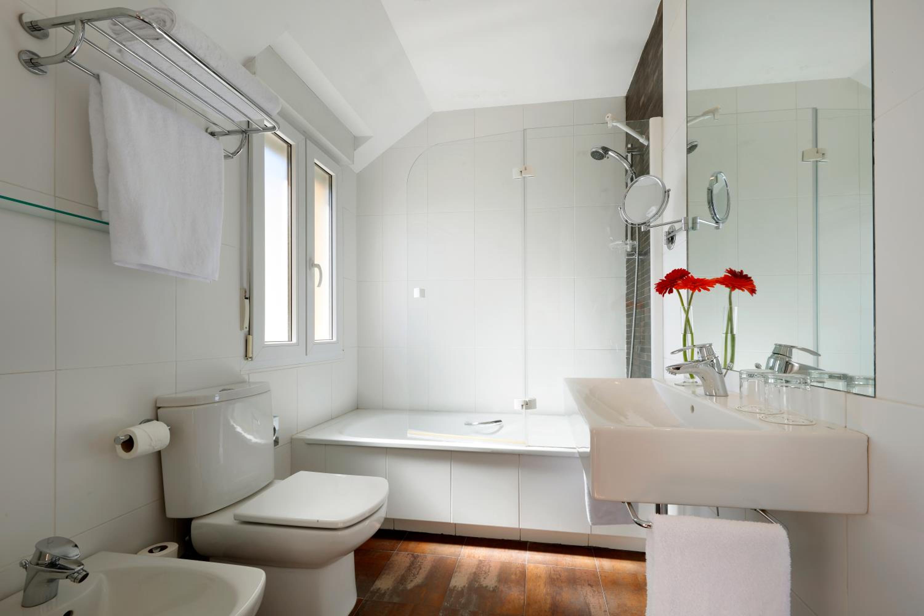 Double Room with Terrace - Photo 2