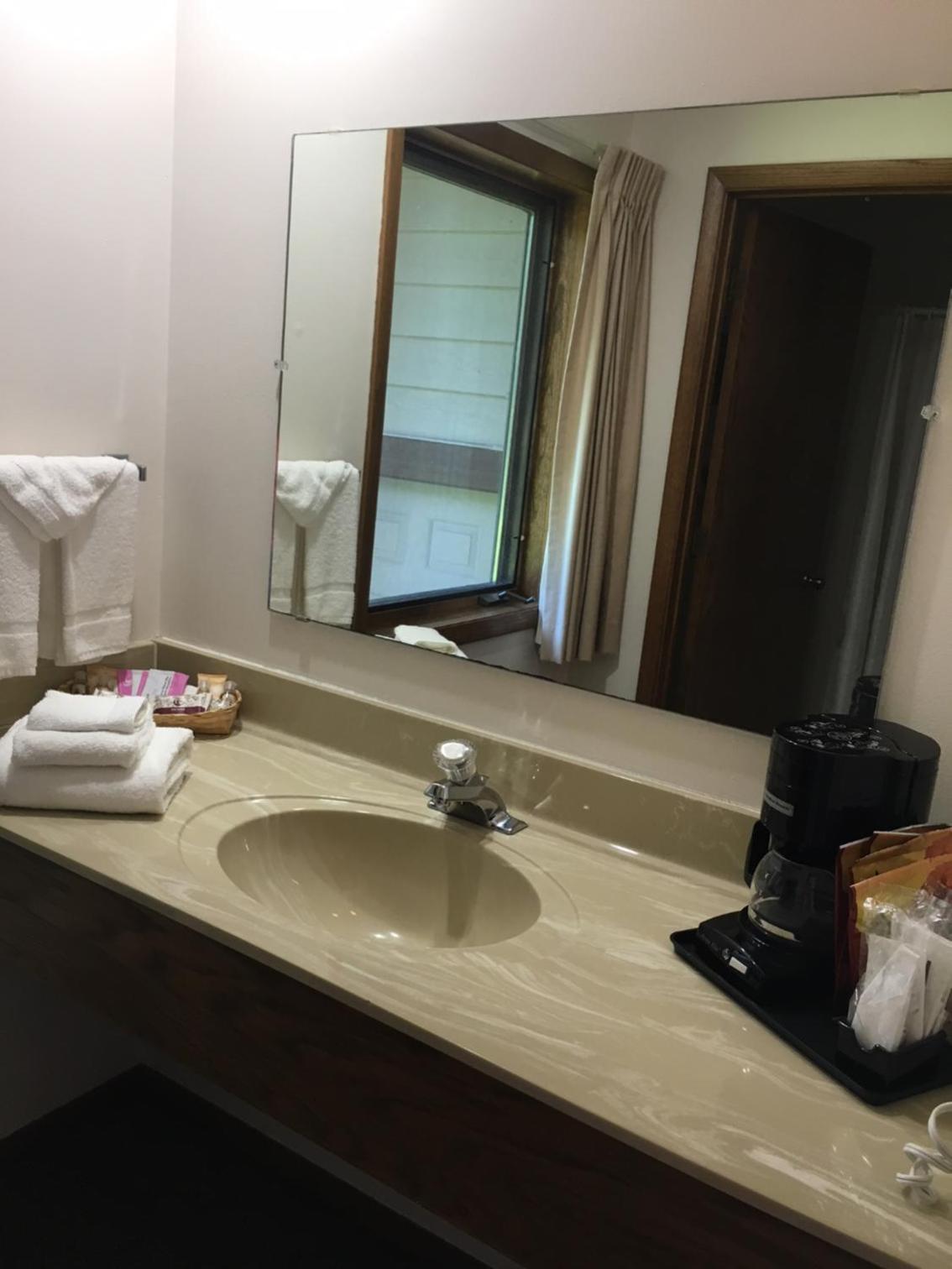Standard Double Room photo 3