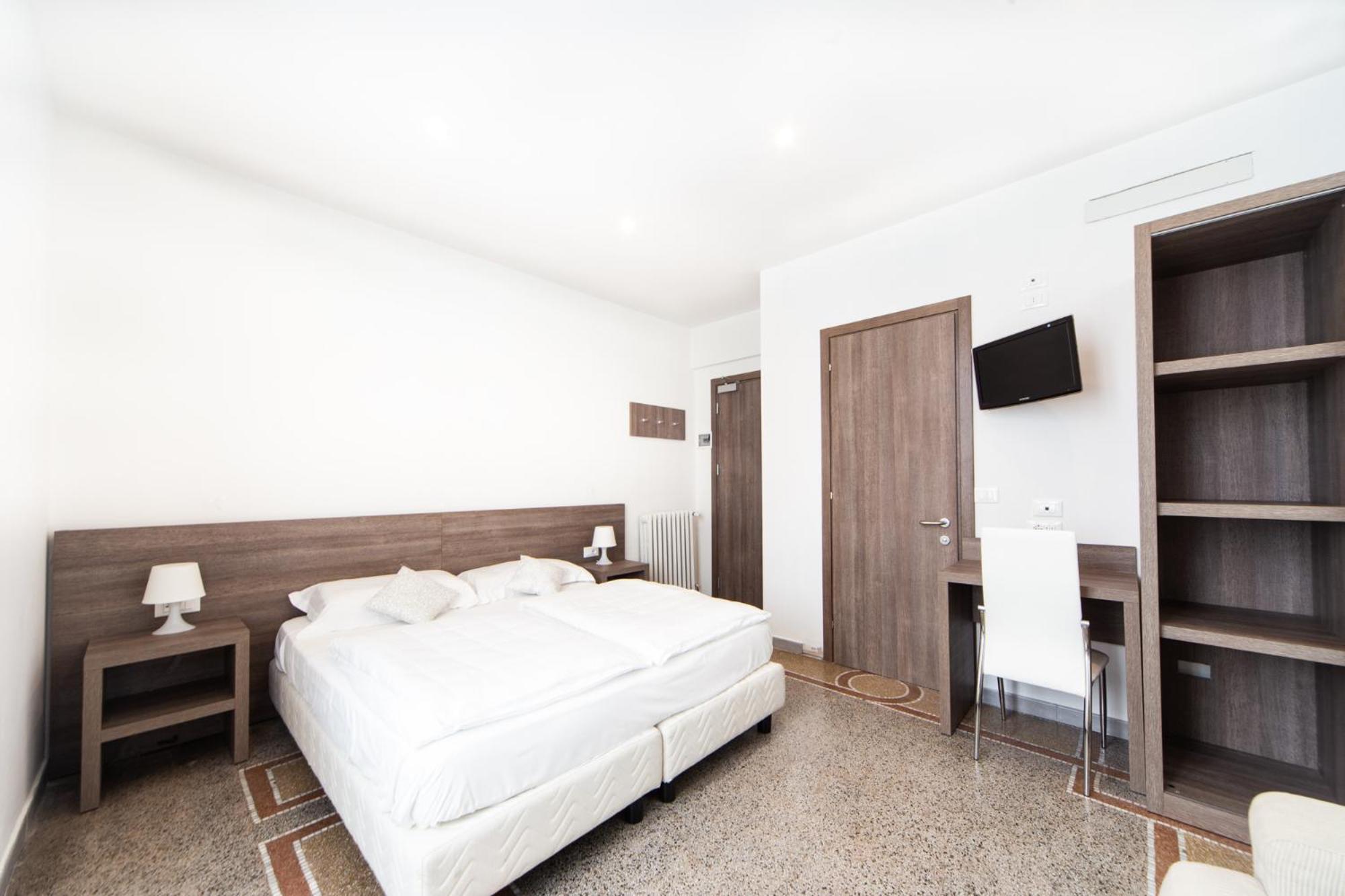 Superior Double Room photo 1