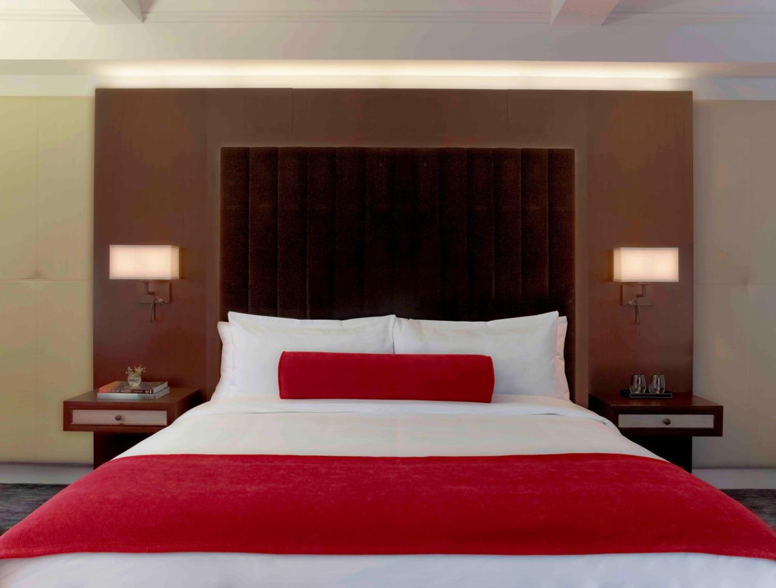 King Room - Non-Smoking photo 3