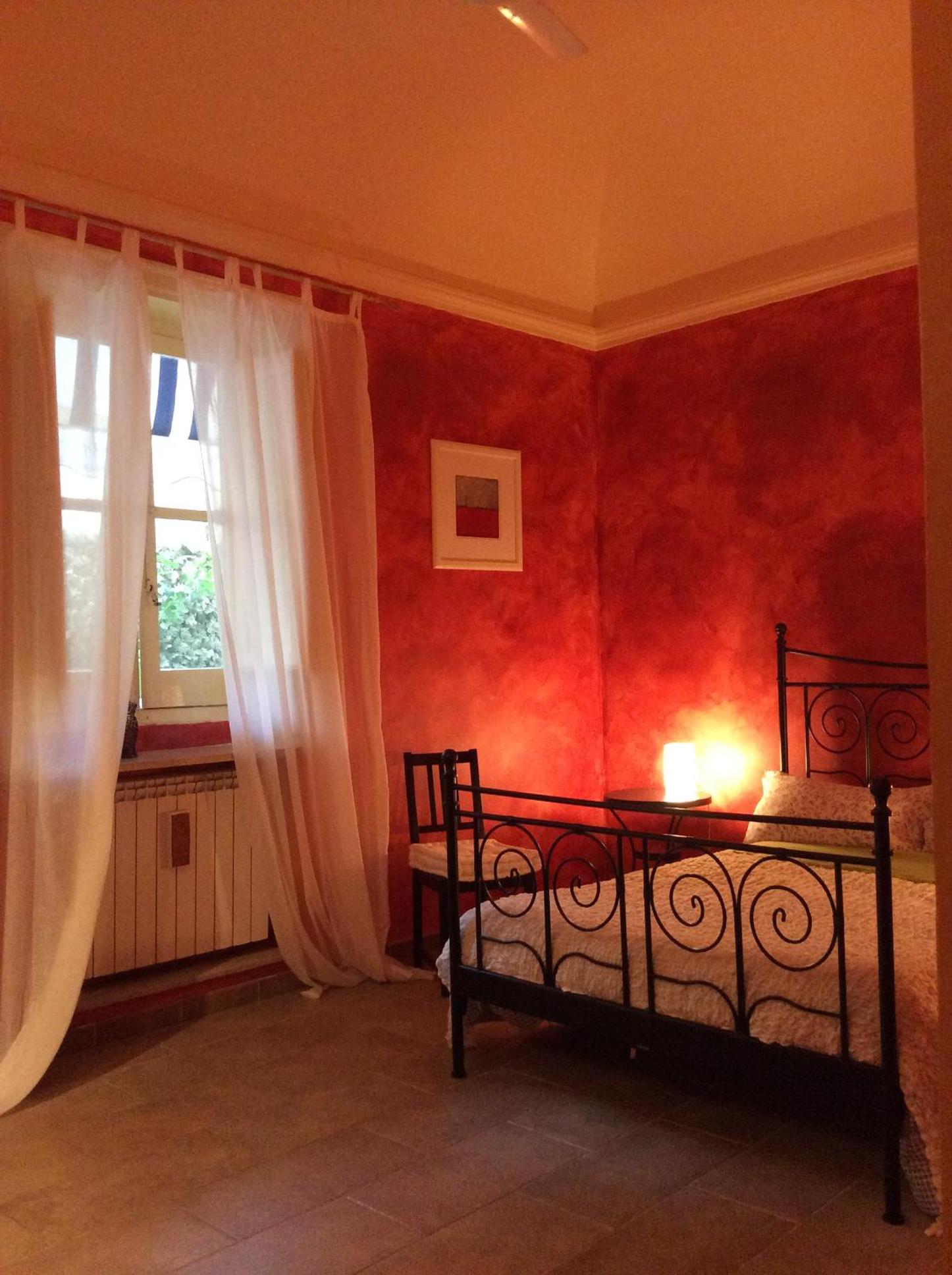 Double Room - Photo 2