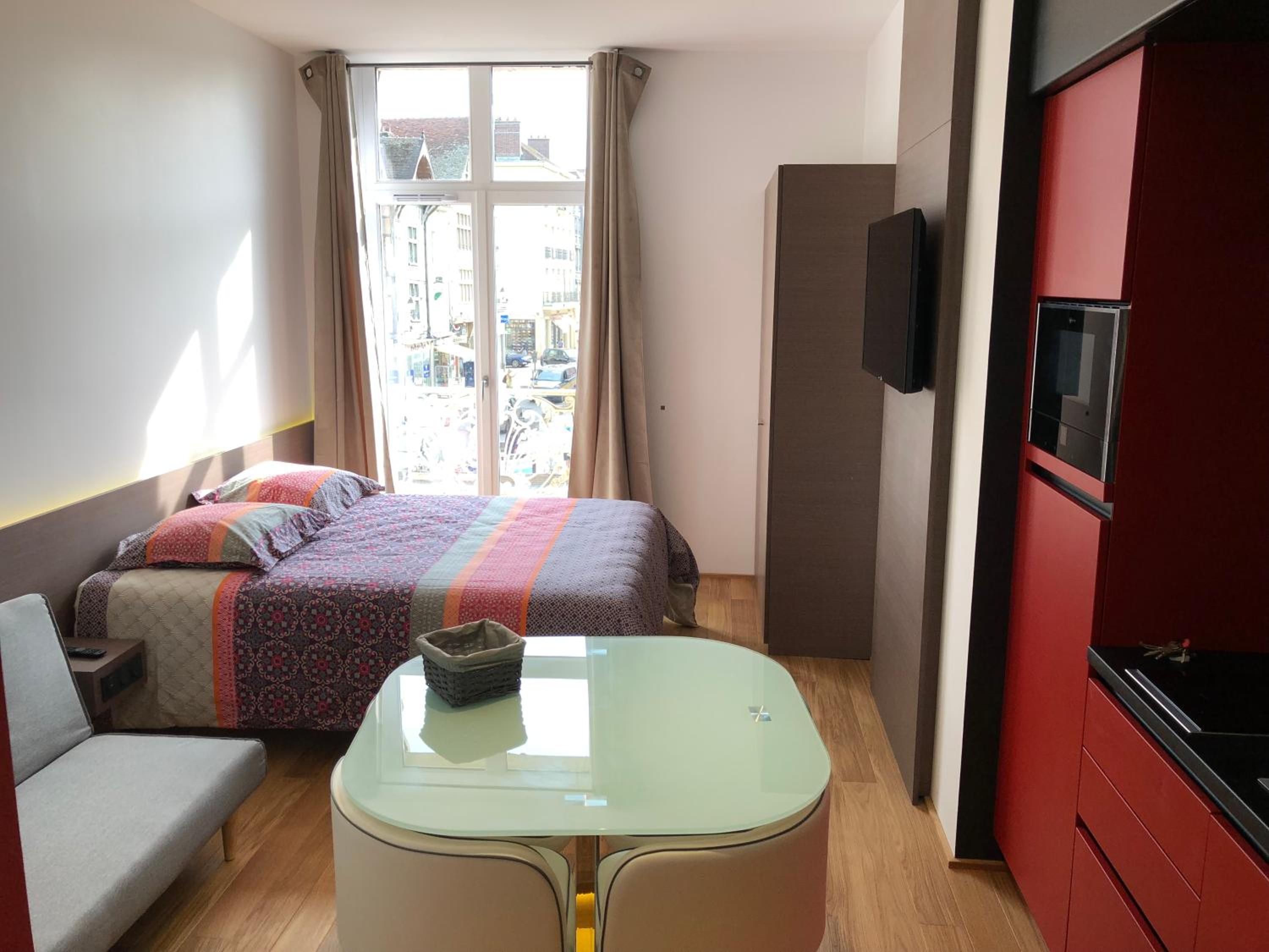 Superior Apartment