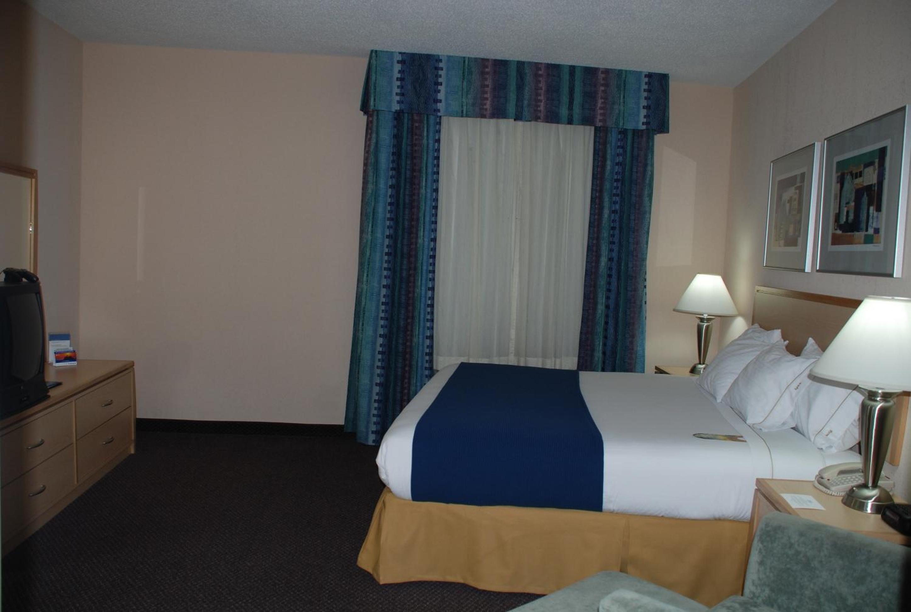 Available room