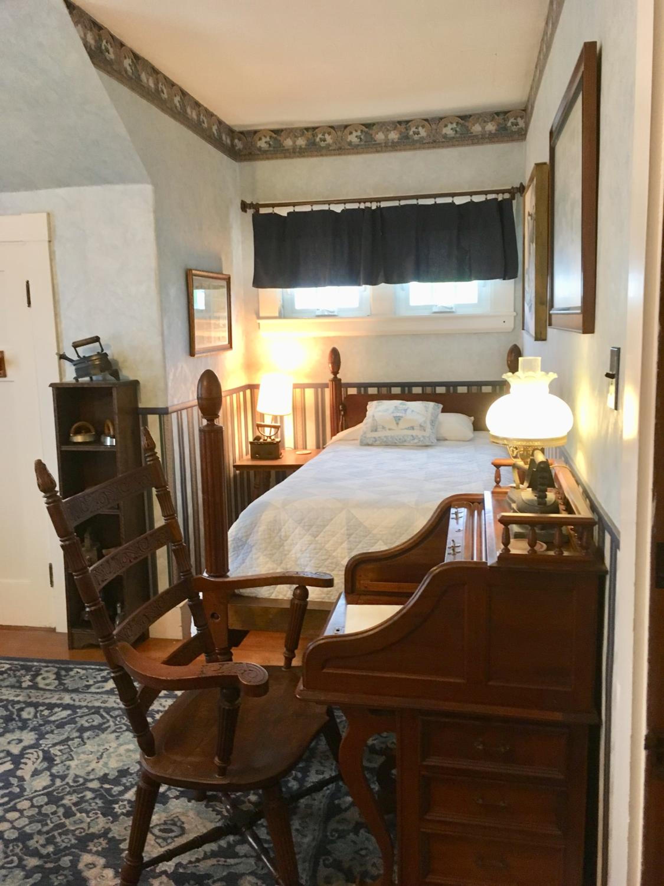 Double or Twin Room photo 1