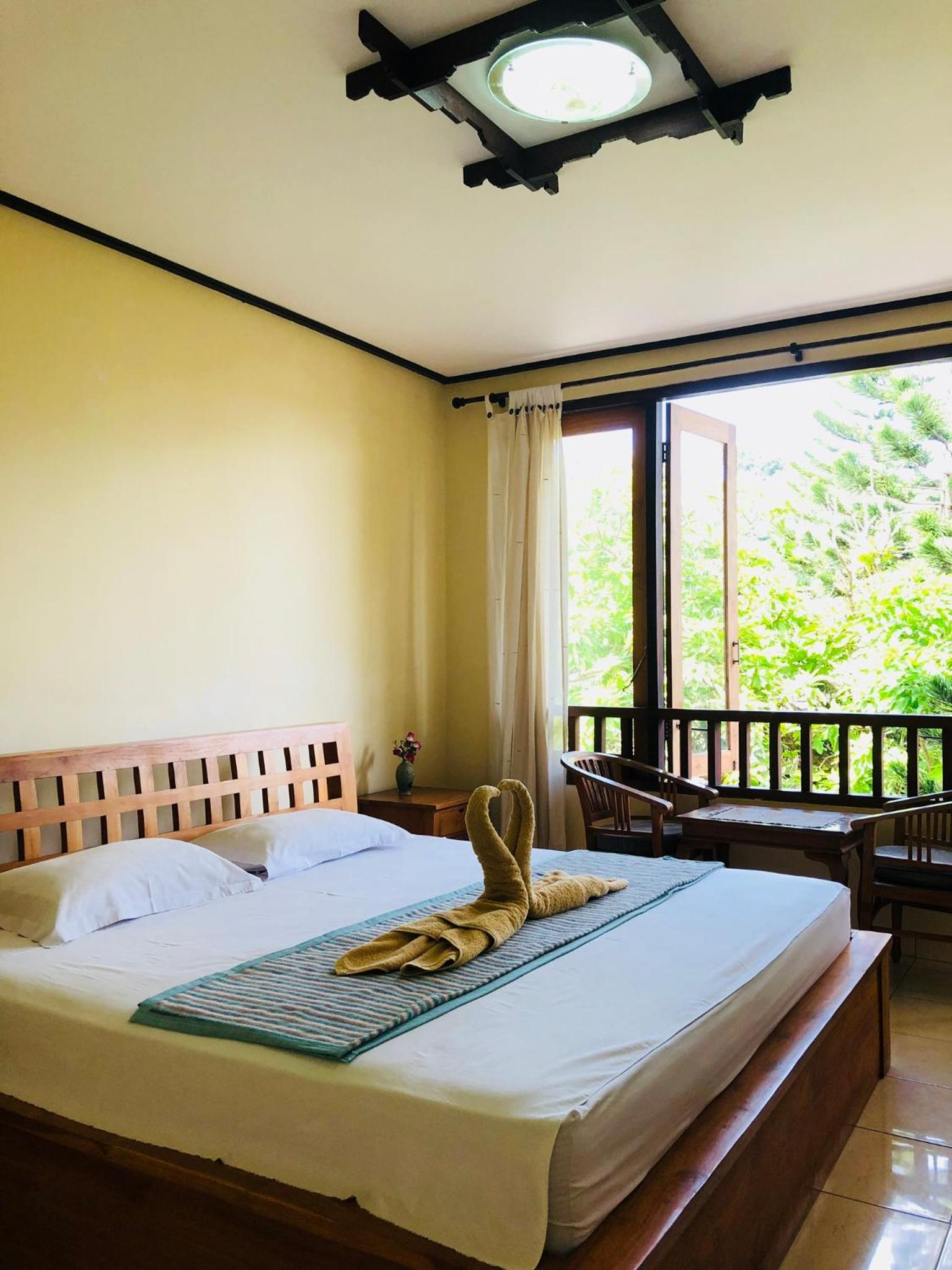 Deluxe Twin Room with Sea View
