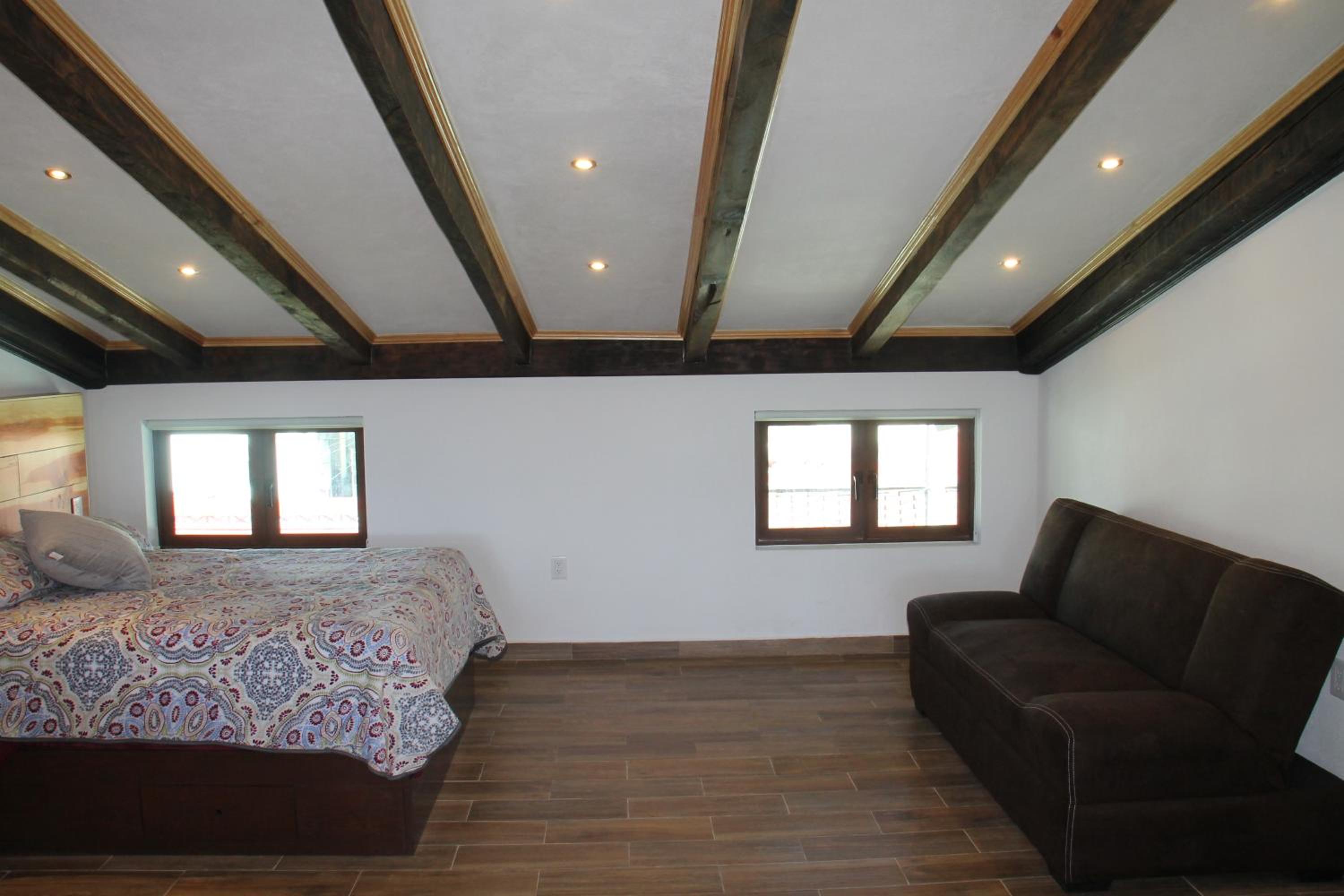 Apartment - Photo 18